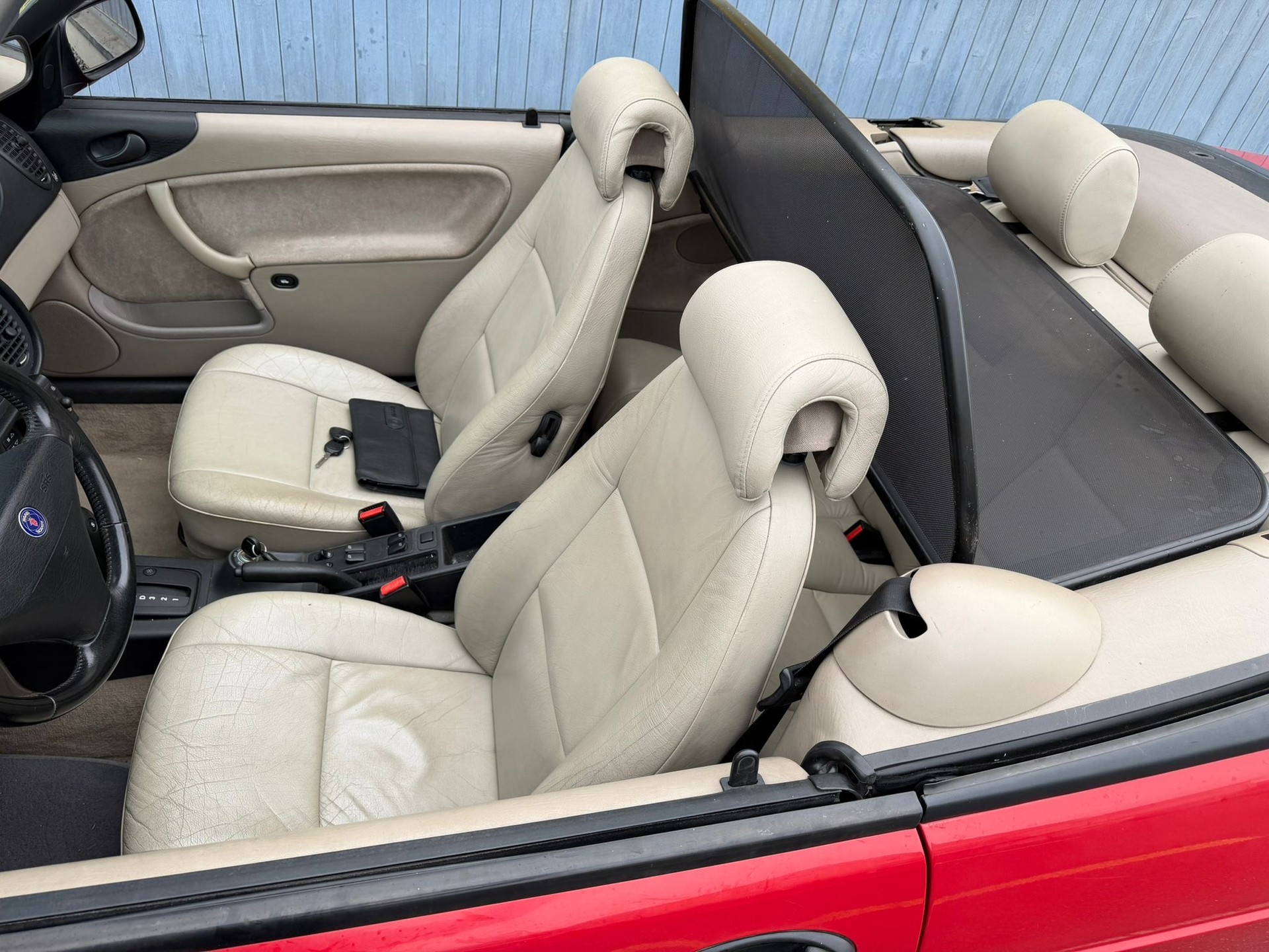 SAAB 900 SE 2.3i-16-image-41