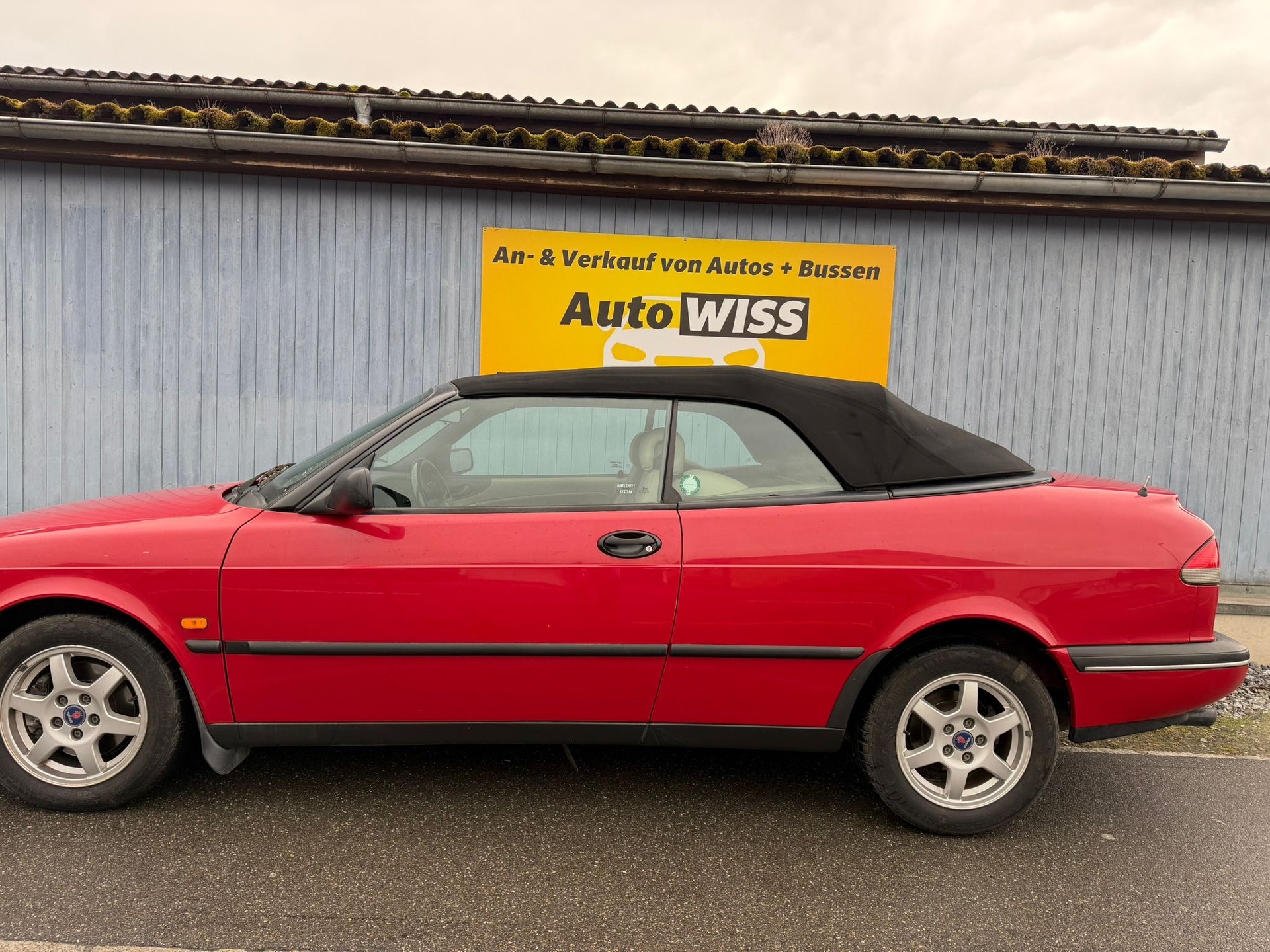 SAAB 900 SE 2.3i-16-image-10