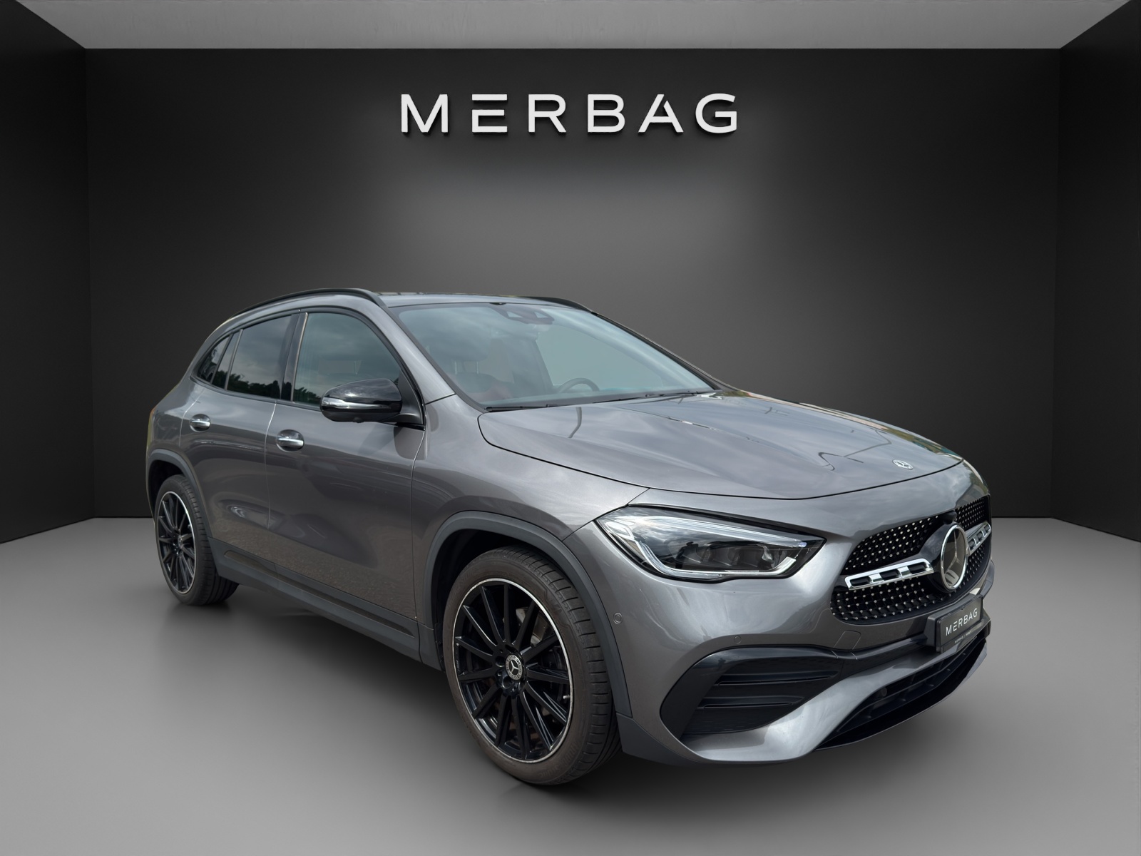 MERCEDES-BENZ GLA 220d 4Matic 8G-DCT-image-5