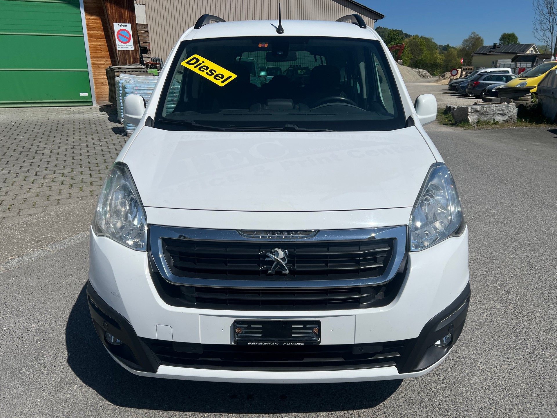 PEUGEOT Partner 1.6 BlueHDi Outdoor-image-0