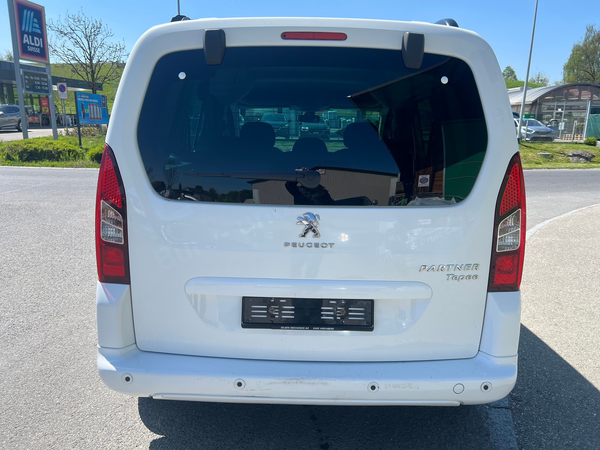 PEUGEOT Partner 1.6 BlueHDi Outdoor-image-5