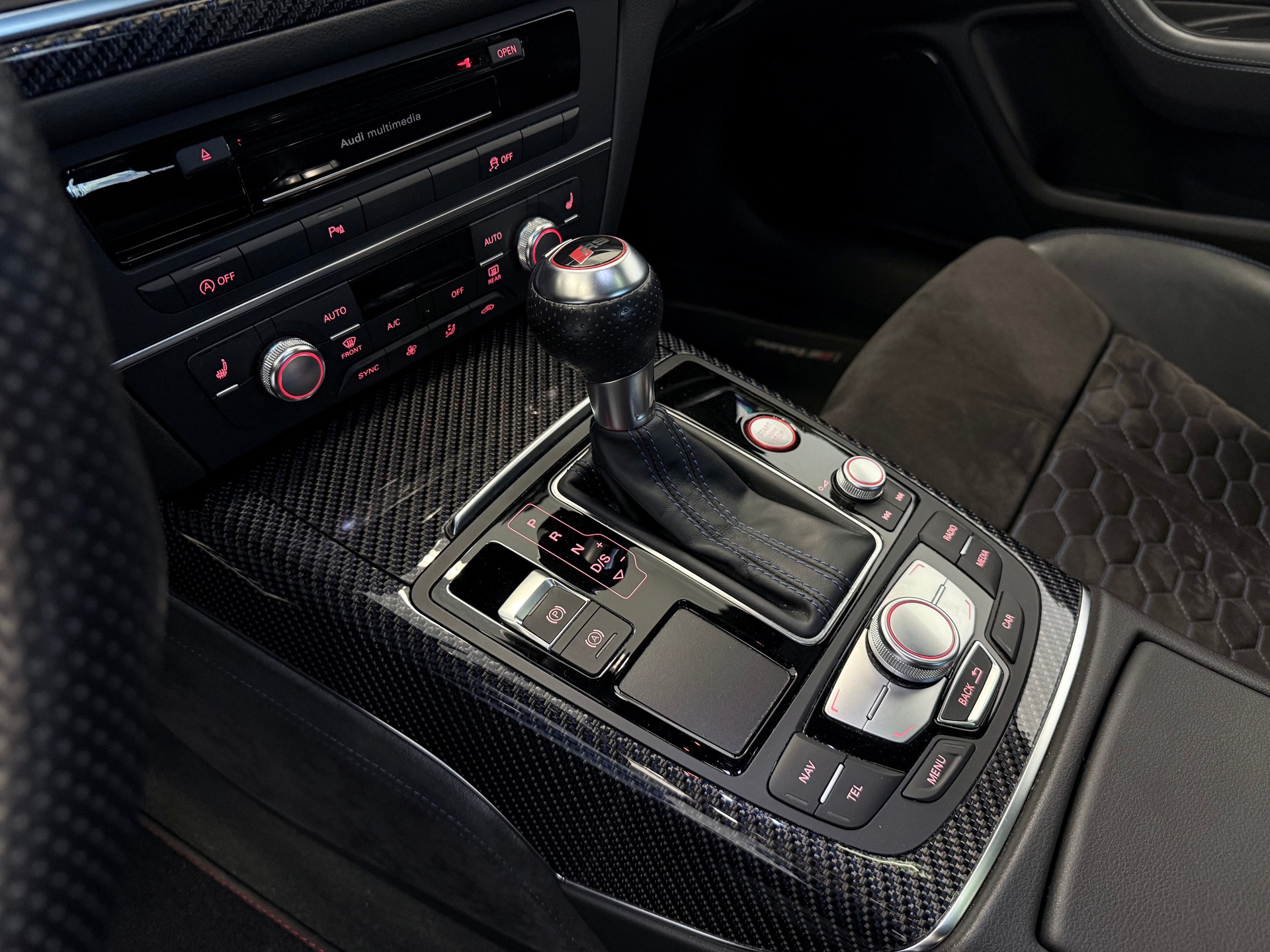 AUDI RS6 Avant 4.0 TFSI V8 performance "Gepfeffert "quattro "Nardo"-image-21