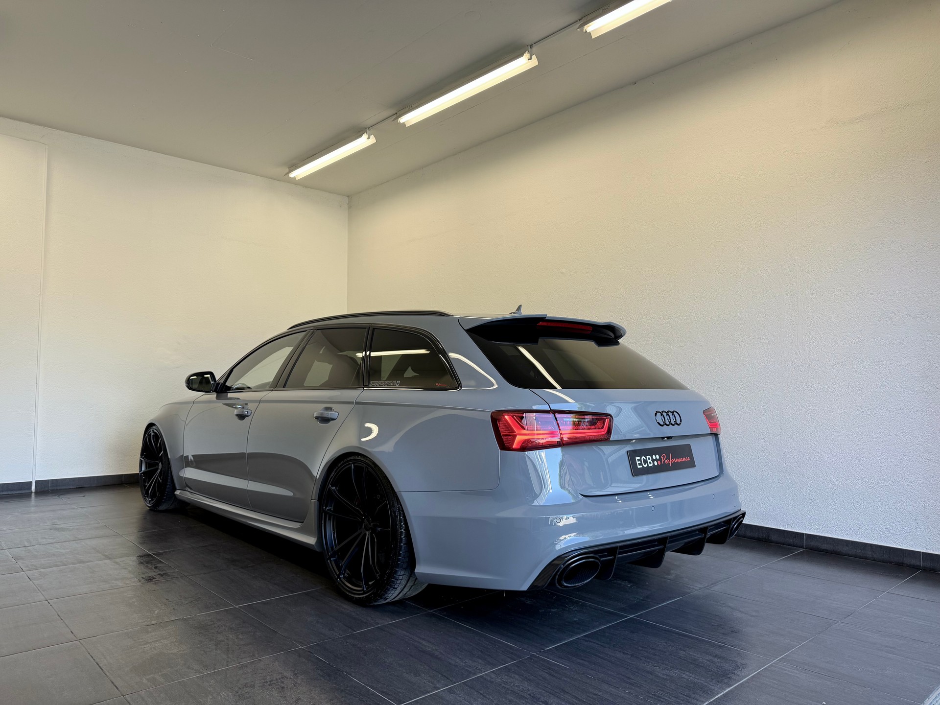AUDI RS6 Avant 4.0 TFSI V8 performance "Gepfeffert "quattro "Nardo"-image-9