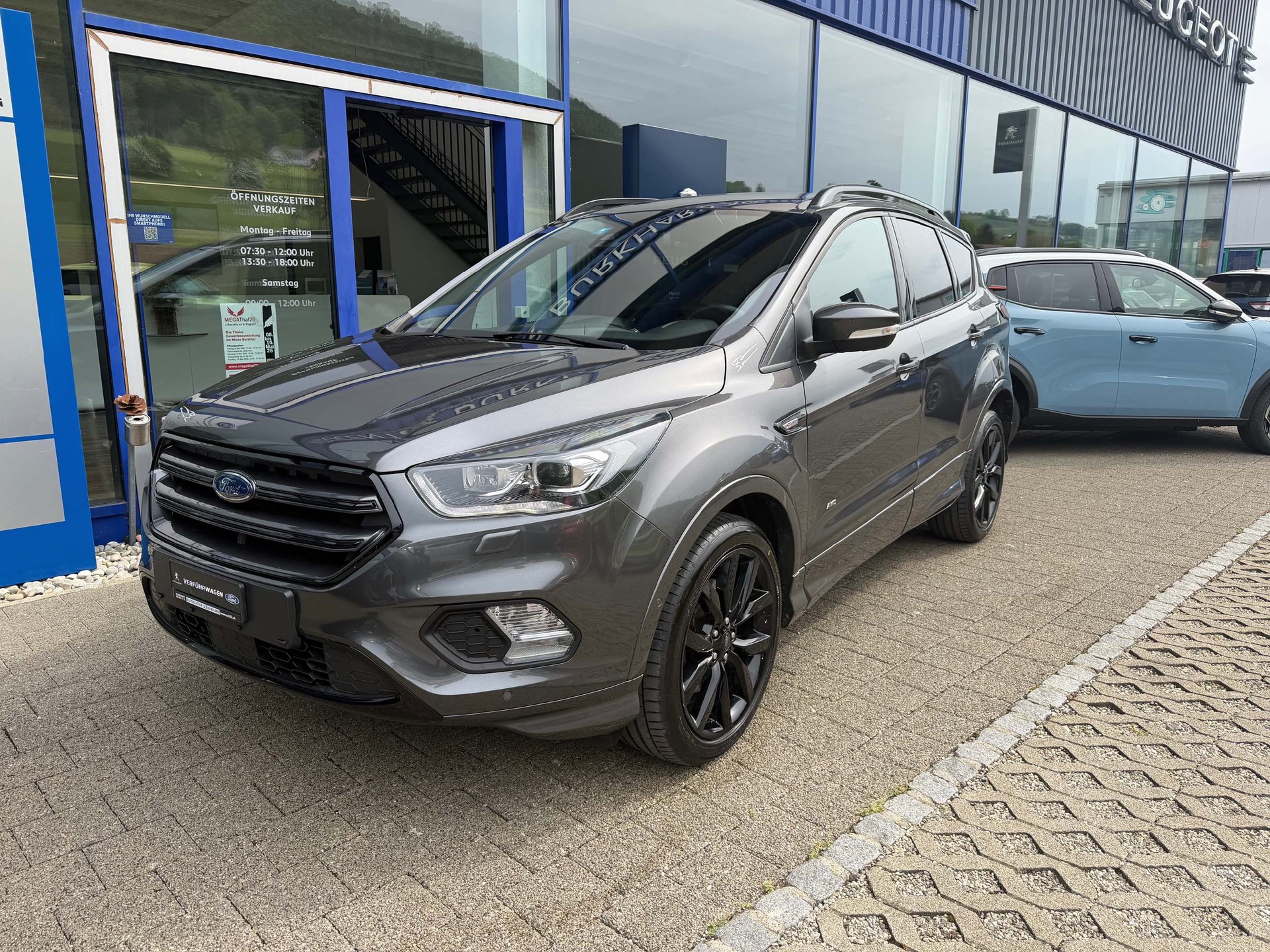 FORD Kuga 2.0 TDCi 180 ST-Line 2.100kg Anhängelast-image-1