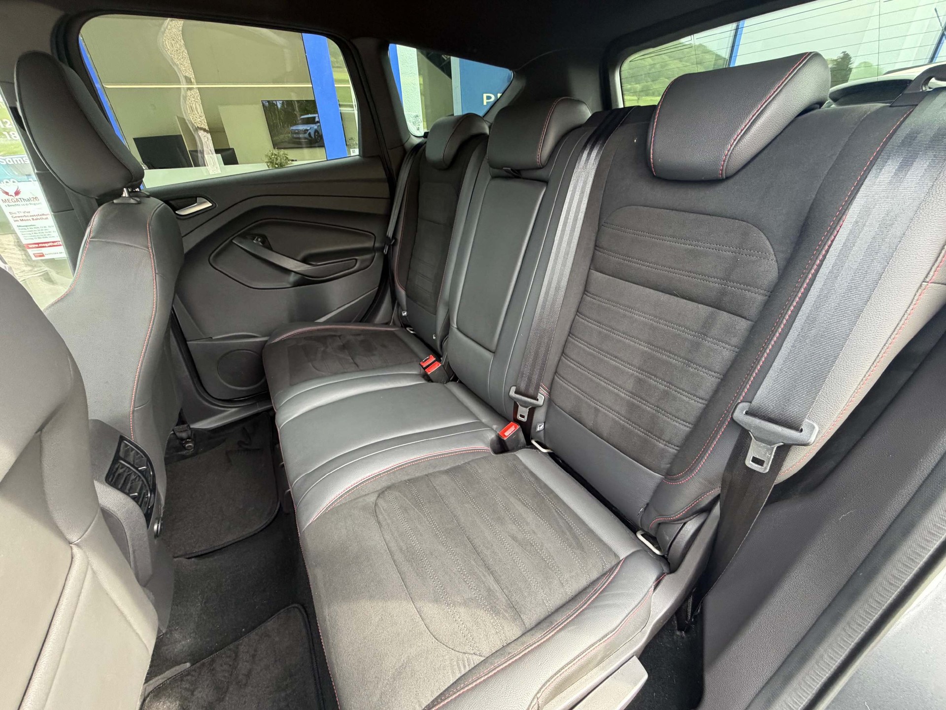 FORD Kuga 2.0 TDCi 180 ST-Line 2.100kg Anhängelast-image-5