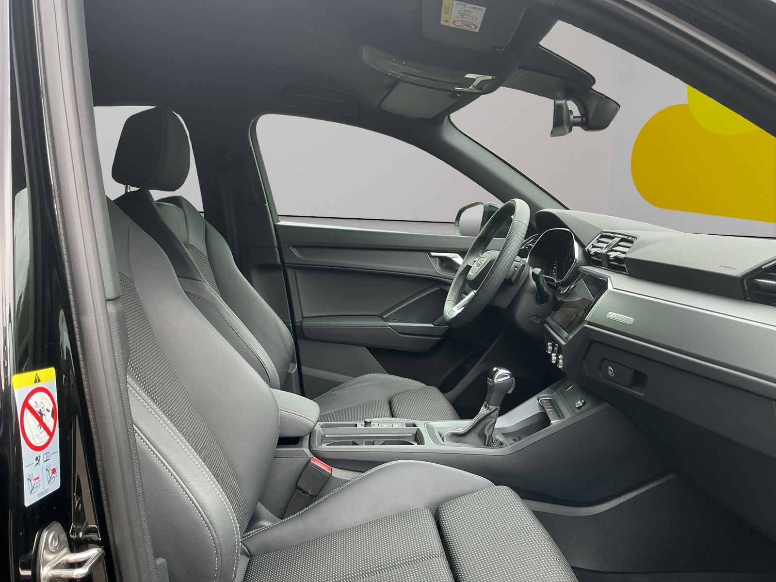 AUDI Q3 Sportback 35 TFSI Attraction S-tronic-image-10