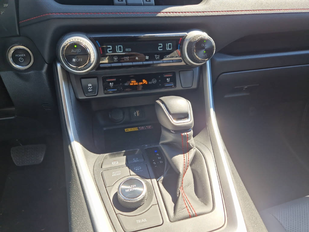 TOYOTA RAV-4 2.5 Plug-In-Hybrid Platin 45737/002-image-14