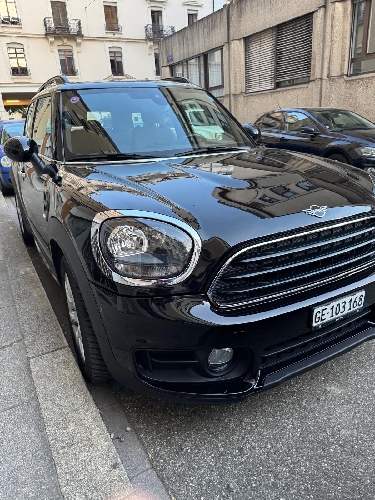 MINI 2.0i Cooper S SAG ALL4-image-1
