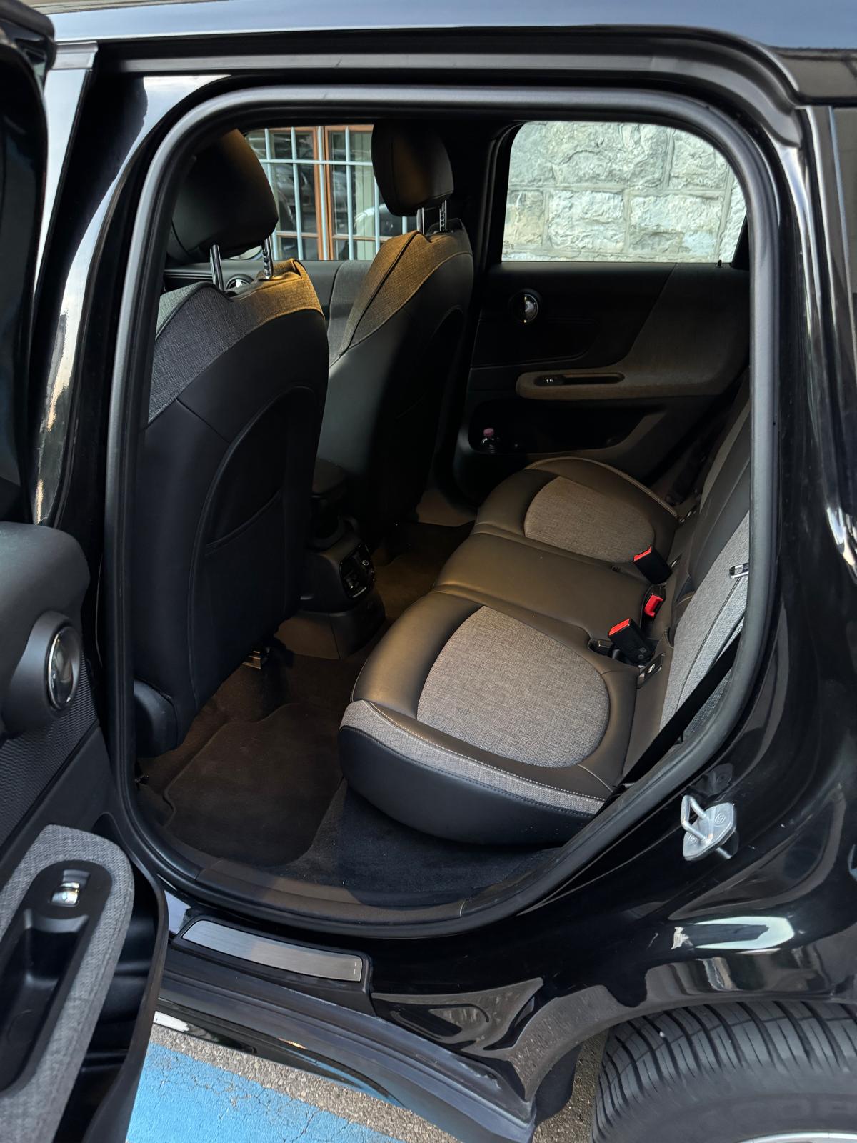 MINI 2.0i Cooper S SAG ALL4-image-4