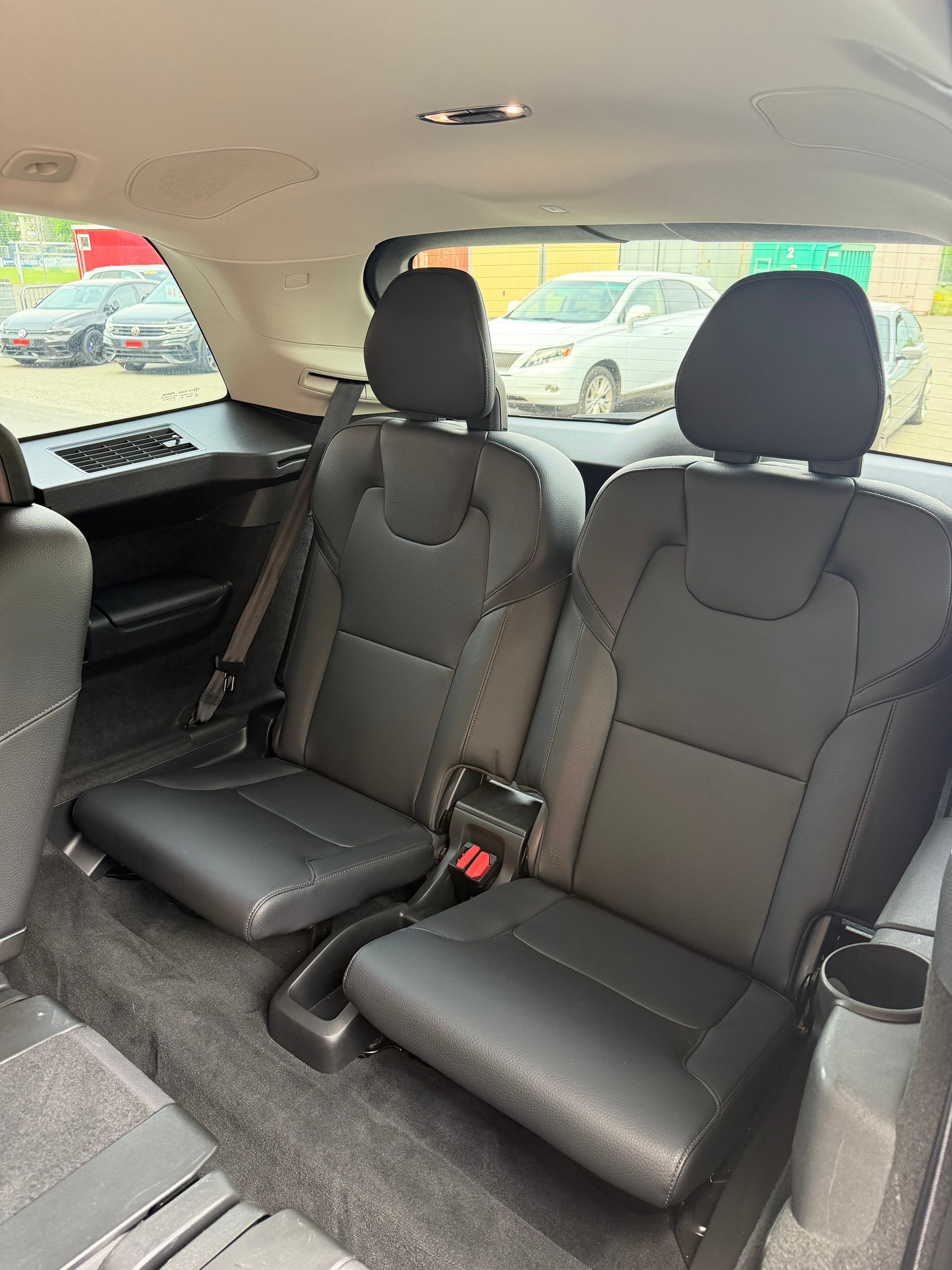 VOLVO XC90 D5 AWD Momentum Geartronic-image-12