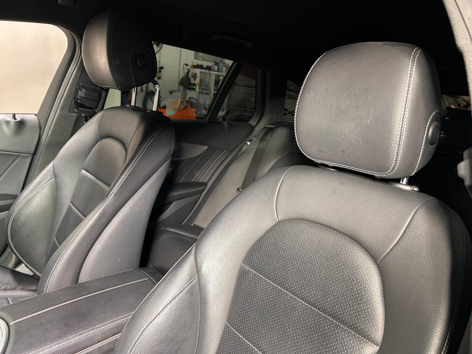 MERCEDES-BENZ C 250 d Swiss Star AMG Line 4m Kombi-image-17