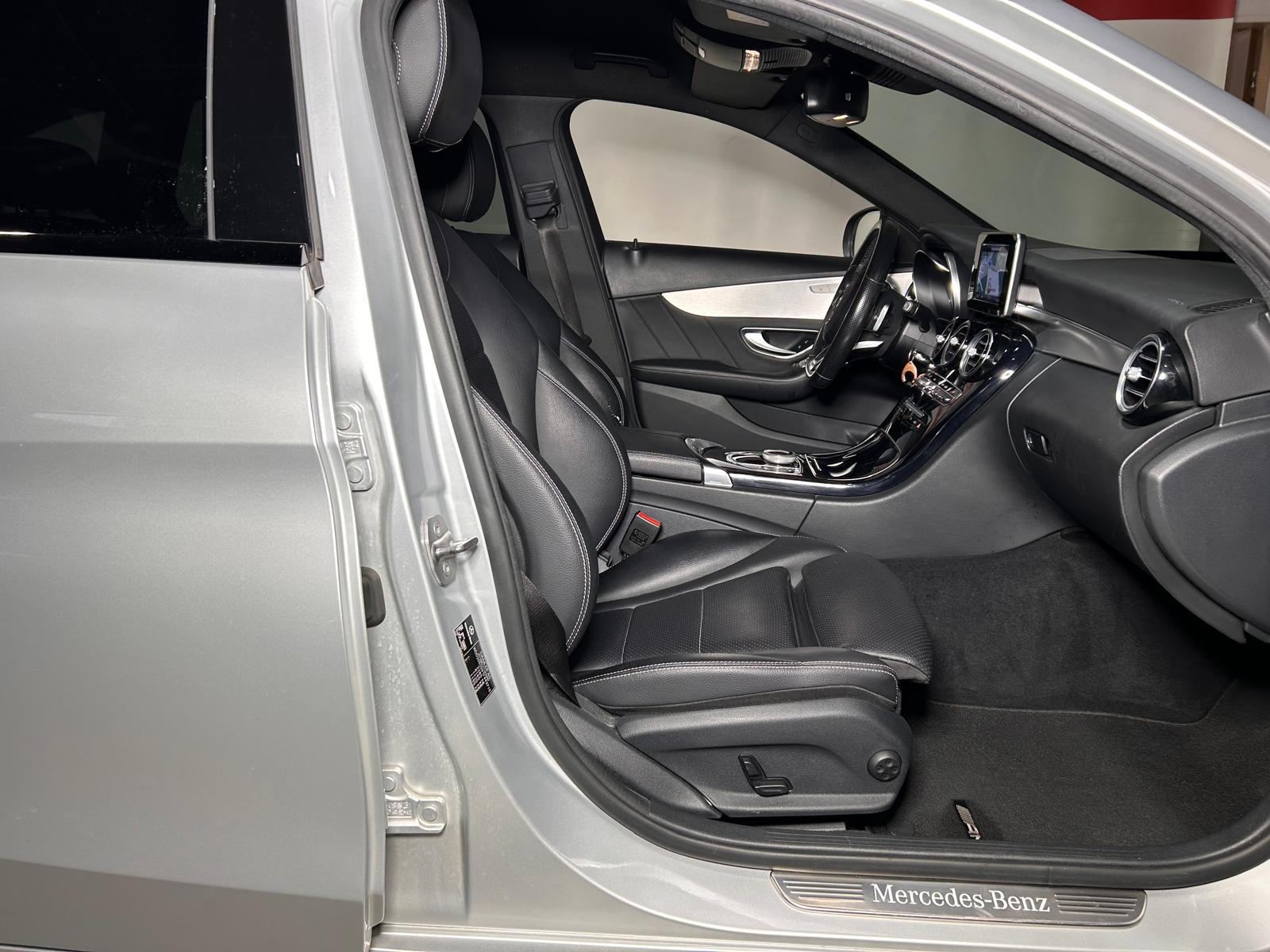 MERCEDES-BENZ C 250 d Swiss Star AMG Line 4m Kombi-image-9