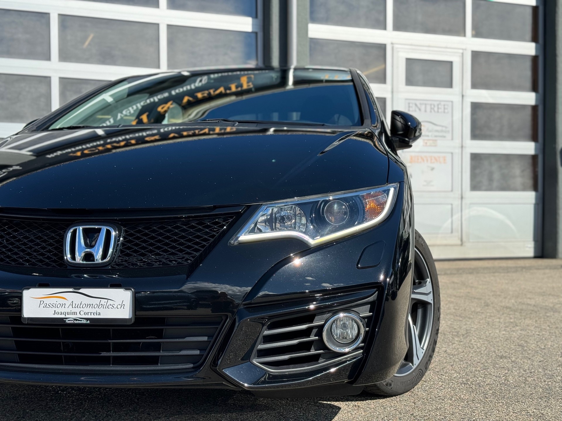 HONDA Civic 1.6 i-DTEC Elegance - Véhicule Suisse (CH)-image-4