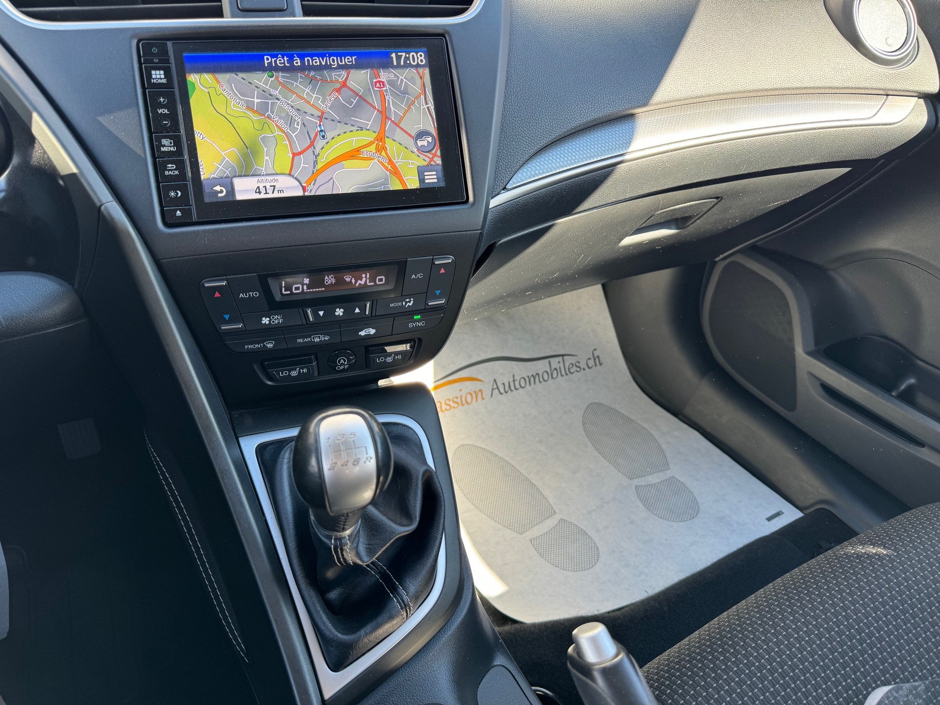 HONDA Civic 1.6 i-DTEC Elegance - Véhicule Suisse (CH)-image-10