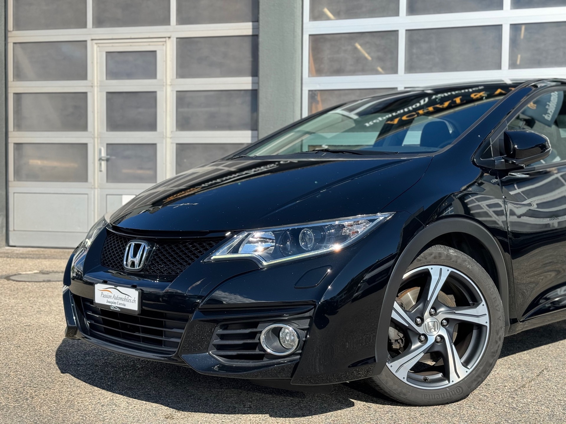 HONDA Civic 1.6 i-DTEC Elegance - Véhicule Suisse (CH)-image-2