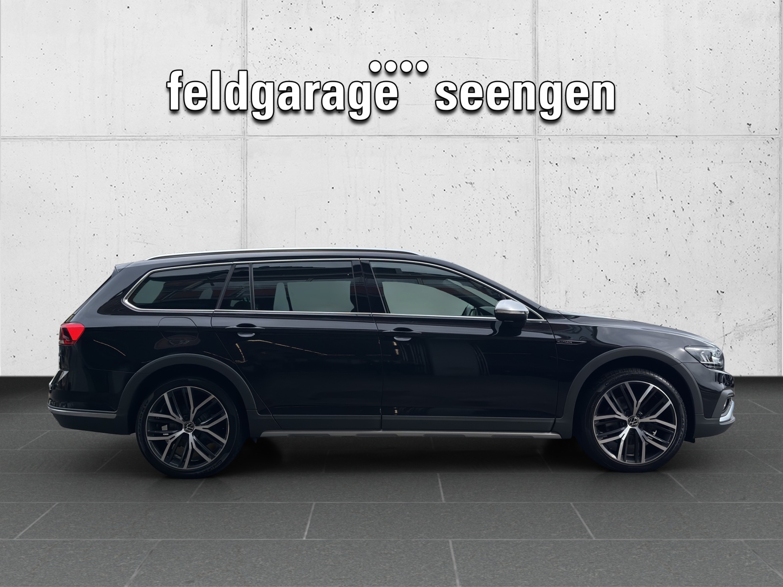 VW Passat Alltrack 2.0 TDI 4Motion DSG mit AHK, Panorama-Ausstell-/Schiebedach & Winterräder-image-3
