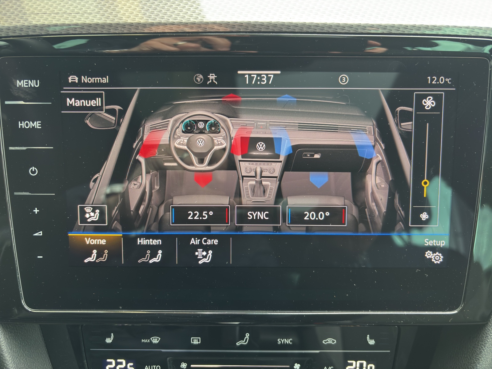 VW Passat Alltrack 2.0 TDI 4Motion DSG mit AHK, Panorama-Ausstell-/Schiebedach & Winterräder-image-24