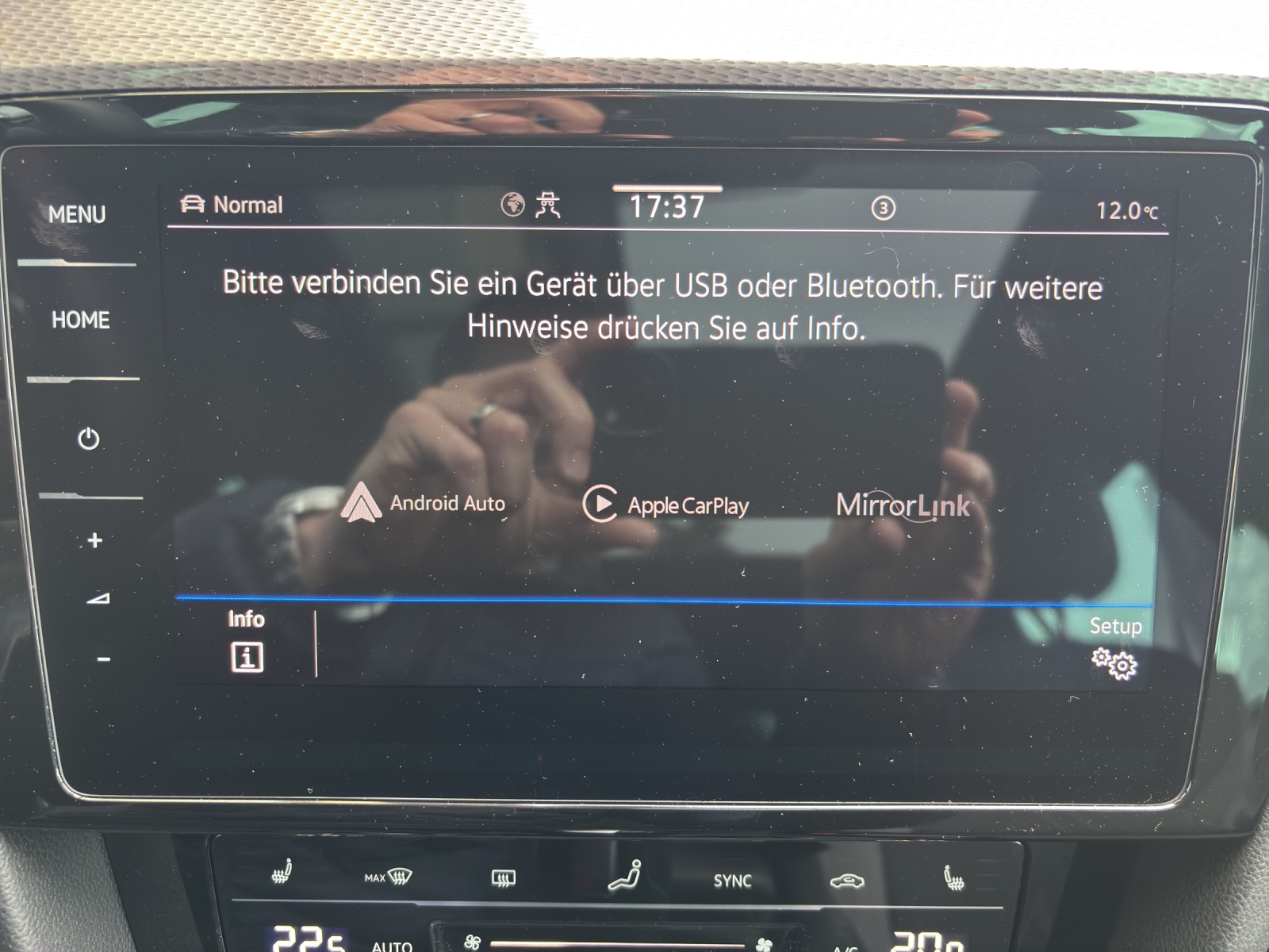 VW Passat Alltrack 2.0 TDI 4Motion DSG mit AHK, Panorama-Ausstell-/Schiebedach & Winterräder-image-25