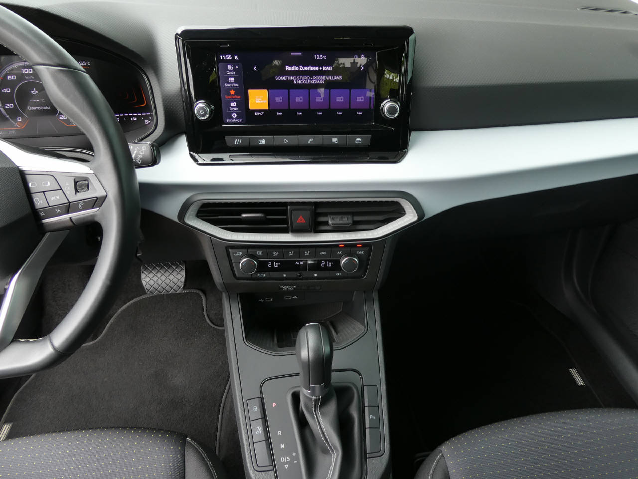 SEAT Ibiza 1.0 TSI 115 Move DSG-image-12