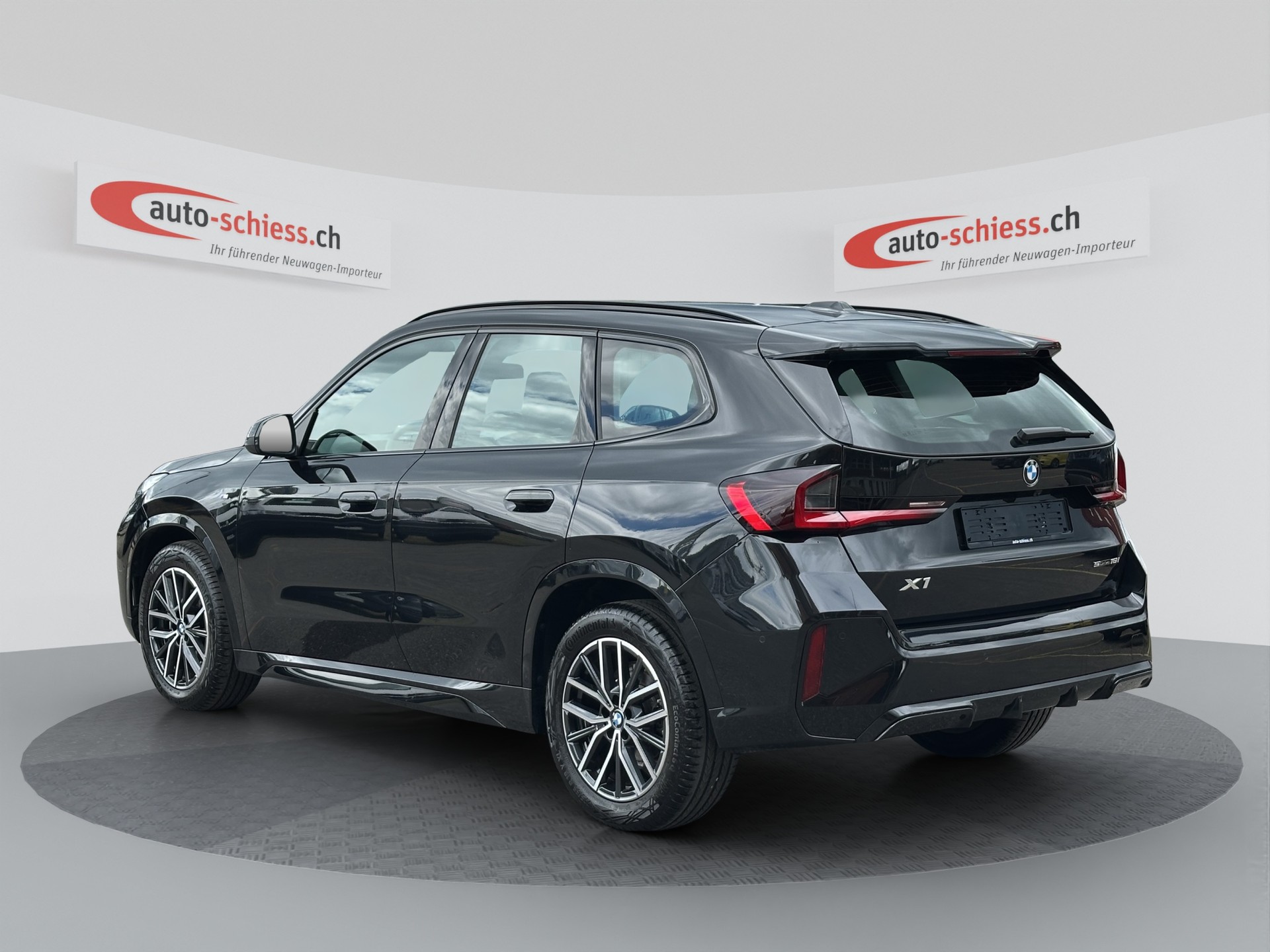 BMW X1 sDrive 18i M Sport-image-2