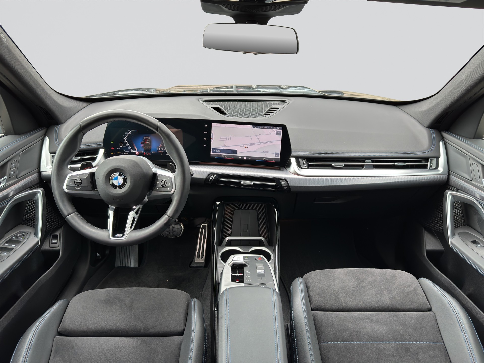 BMW X1 sDrive 18i M Sport-image-13