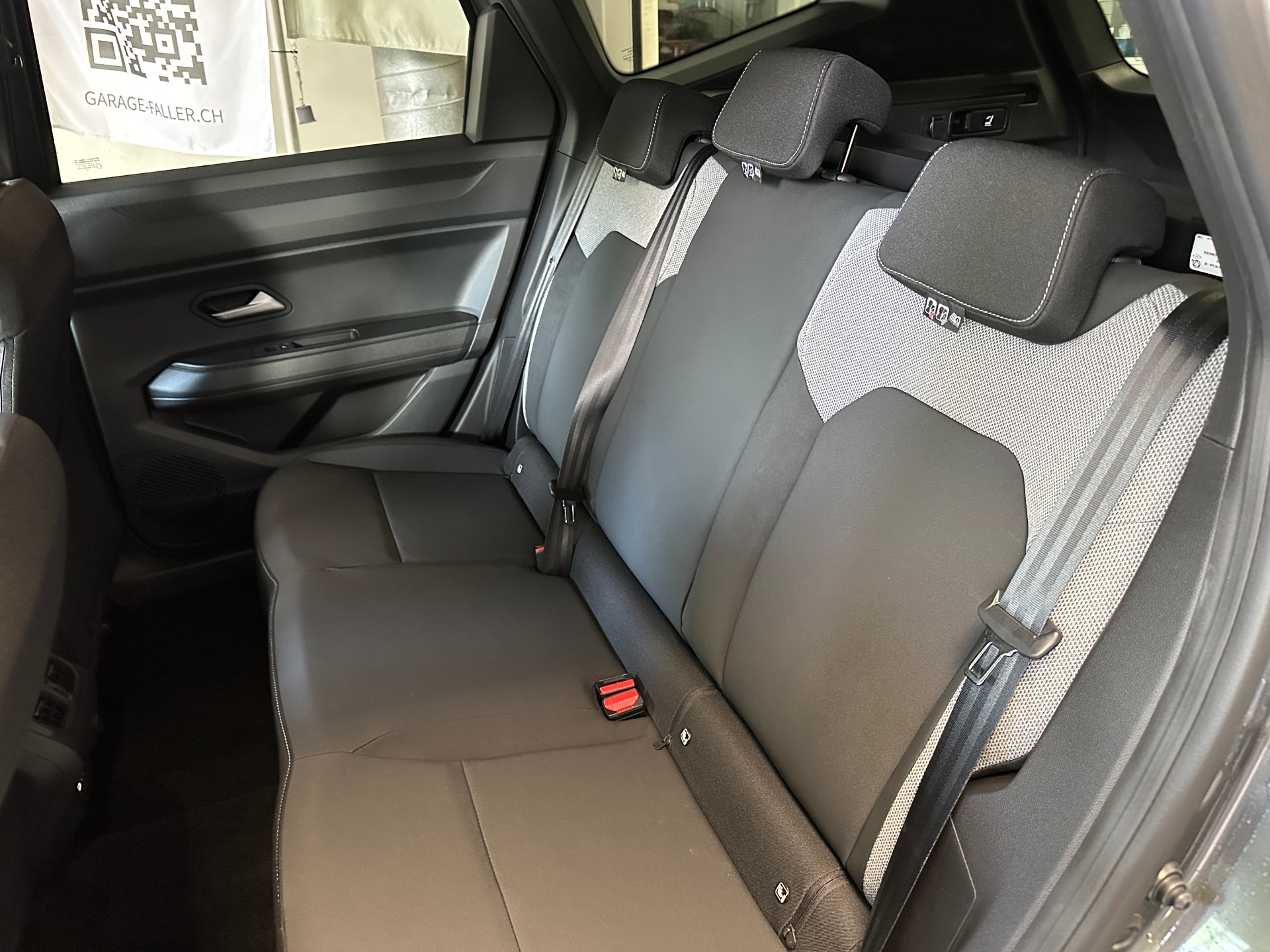 DACIA BIGSTER-image-9