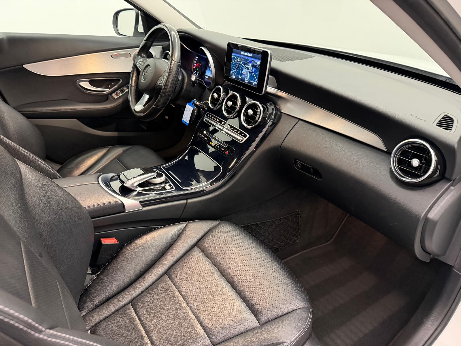 MERCEDES-BENZ C 180 Avantgarde 7G-Tronic-image-9