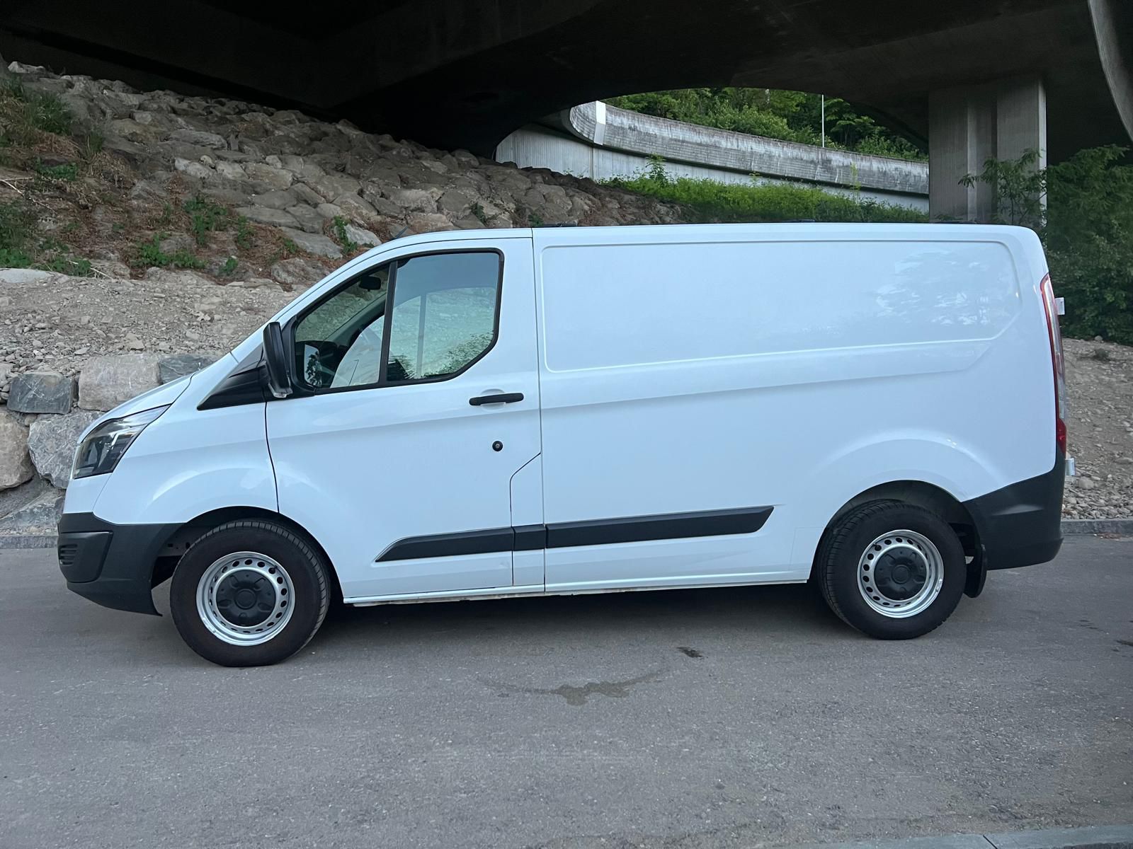 FORD Transit Custom Van 310 L1H1 Trend-image-2