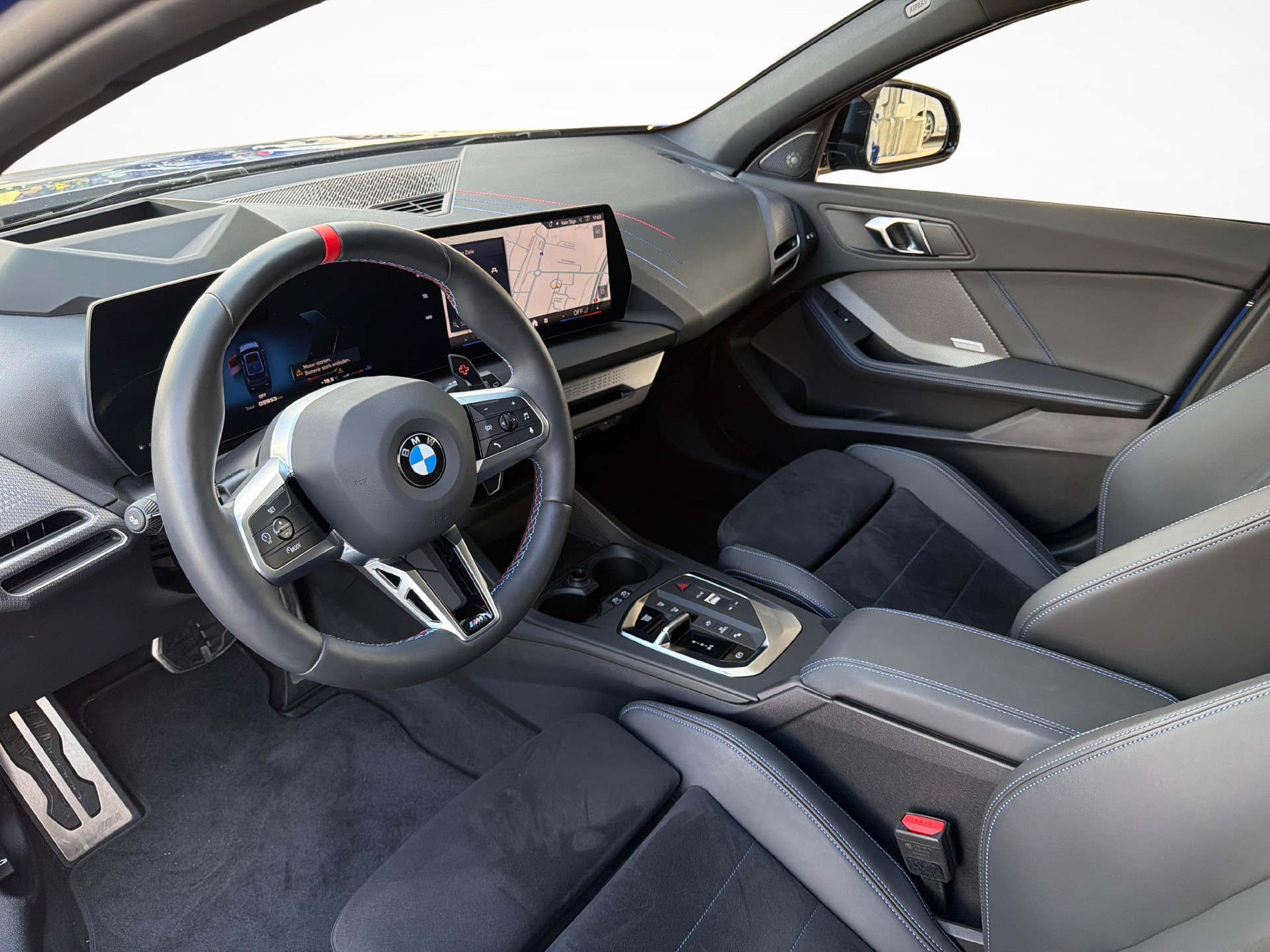 BMW M135i xDrive-image-10