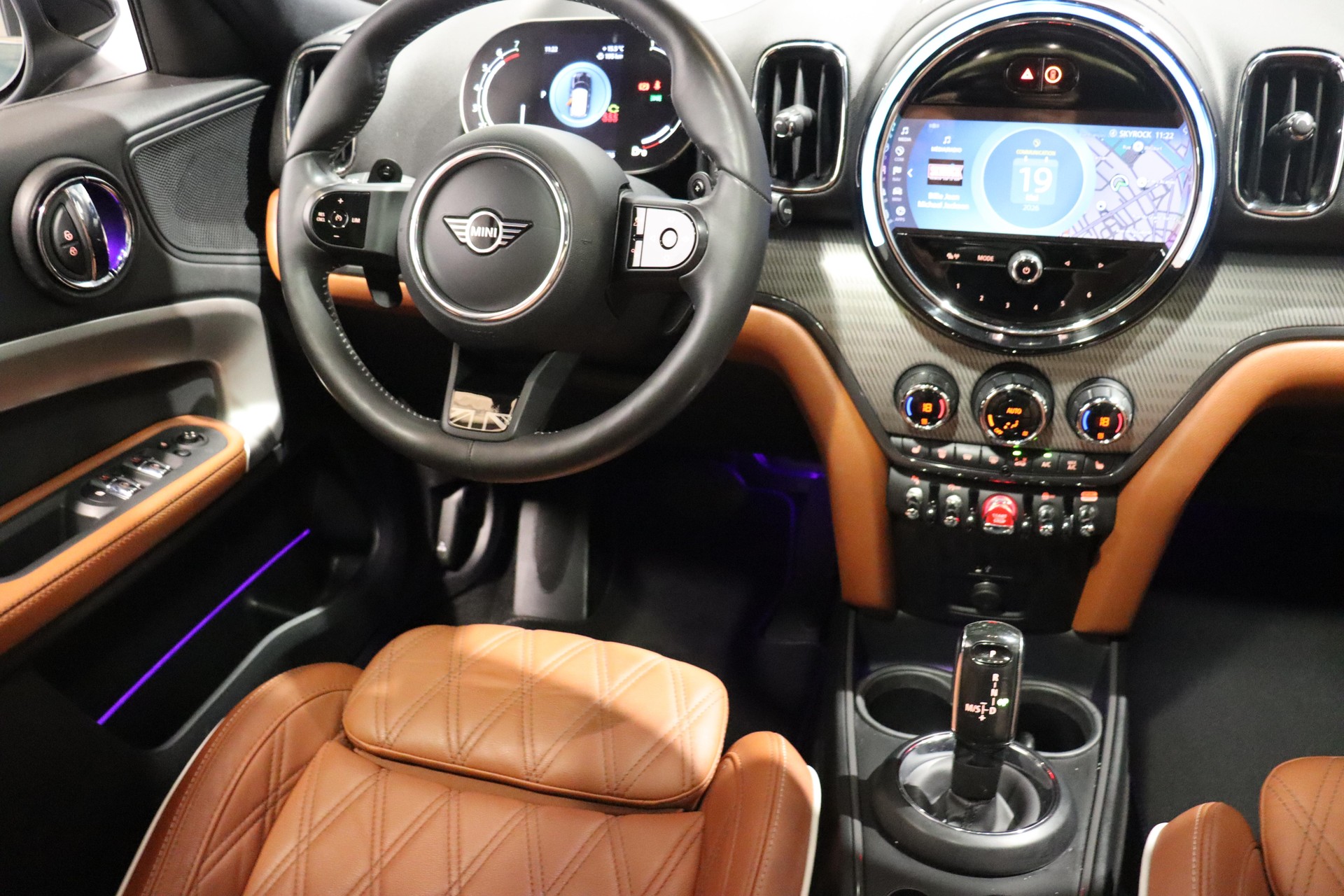 MINI Countryman F60 2.0i Cooper S SAG ALL4-image-8