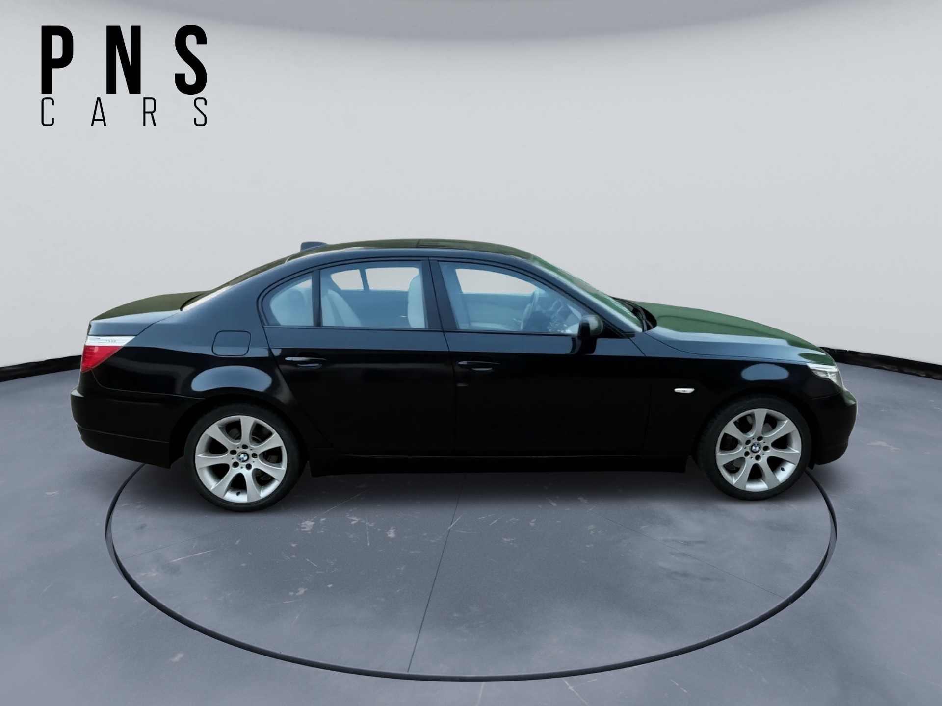 BMW 530xi Steptronic-image-2