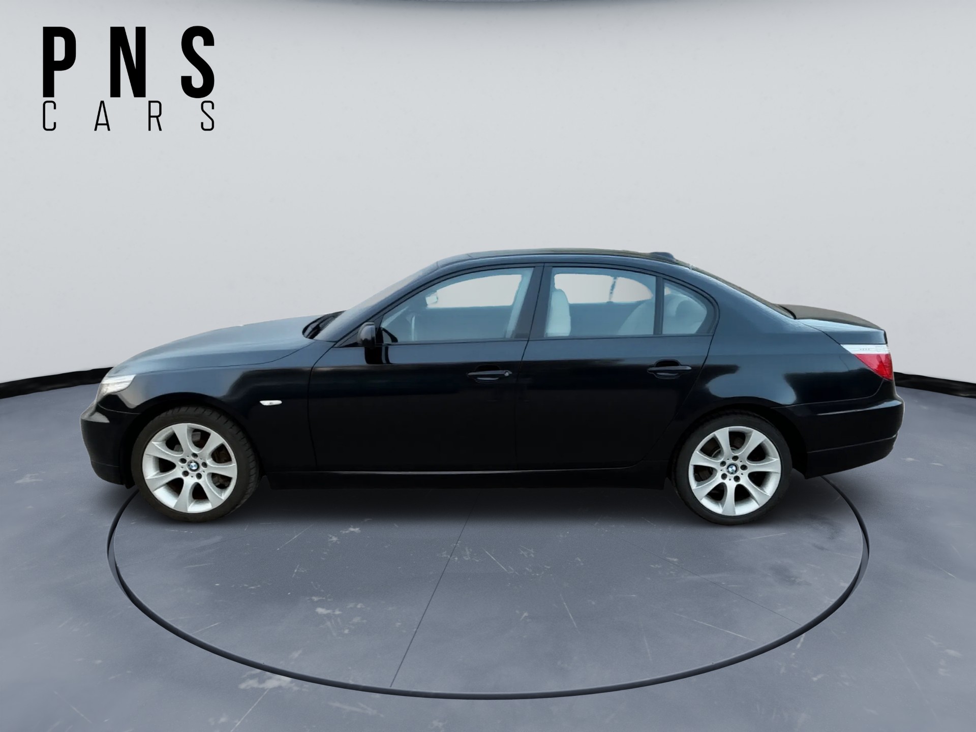 BMW 530xi Steptronic-image-6