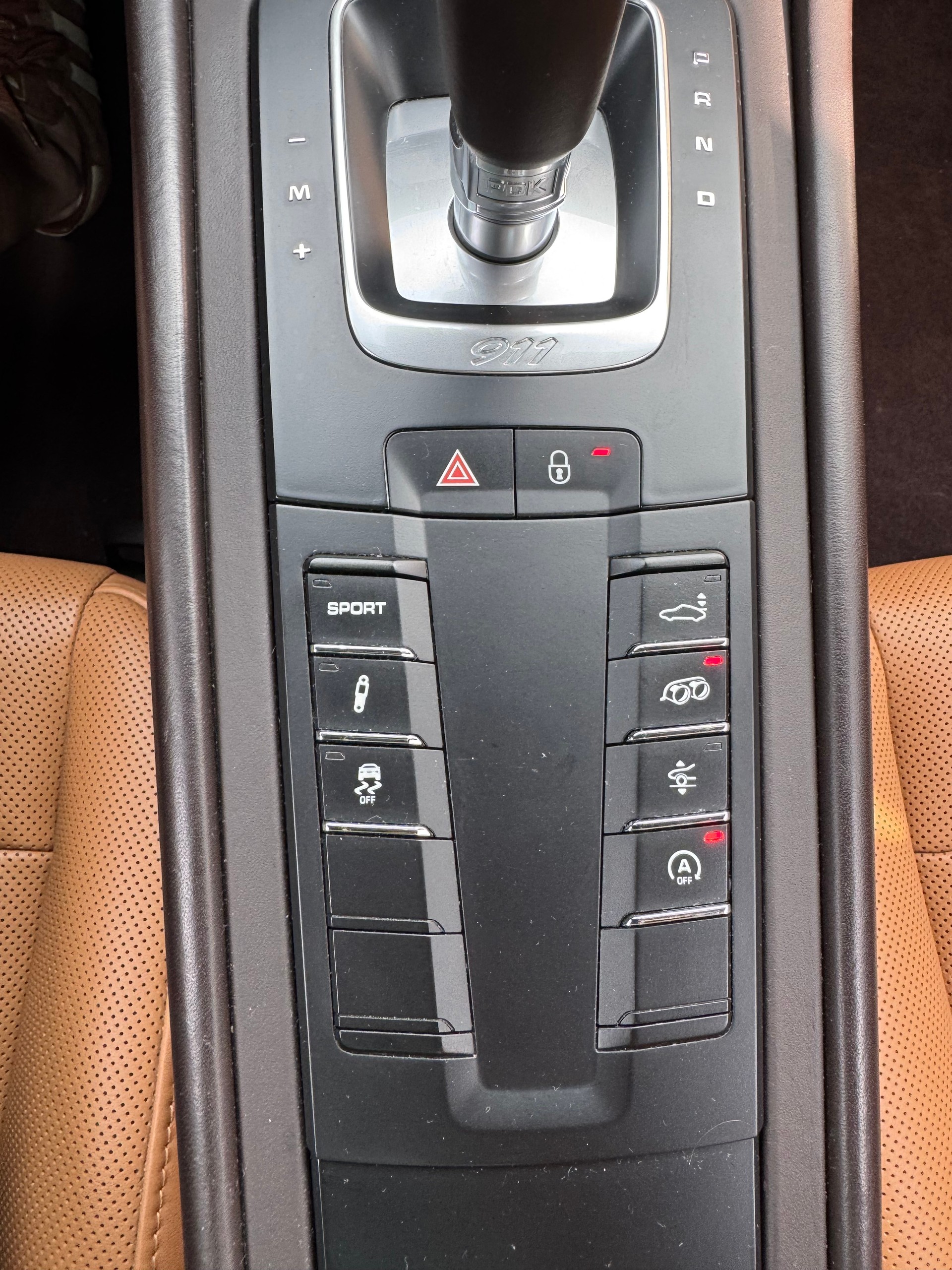 PORSCHE 991.2 Carrera 4 PDK PTS Tannengrün-image-10