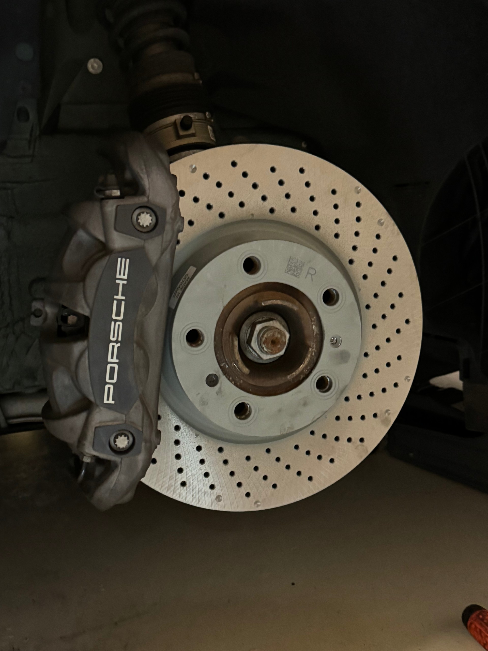PORSCHE 991.2 Carrera 4 PDK PTS Tannengrün-image-7
