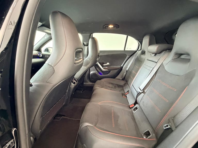 Mercedes-Benz A 250 4Matic AMG Line 4Matic 7G-DCT, photo 16 sur 18