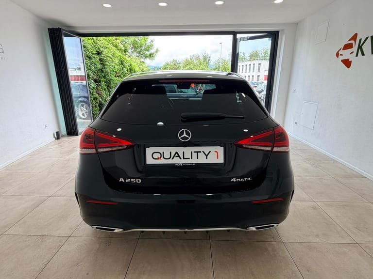 Mercedes-Benz A 250 4Matic AMG Line 4Matic 7G-DCT, photo 9 sur 18