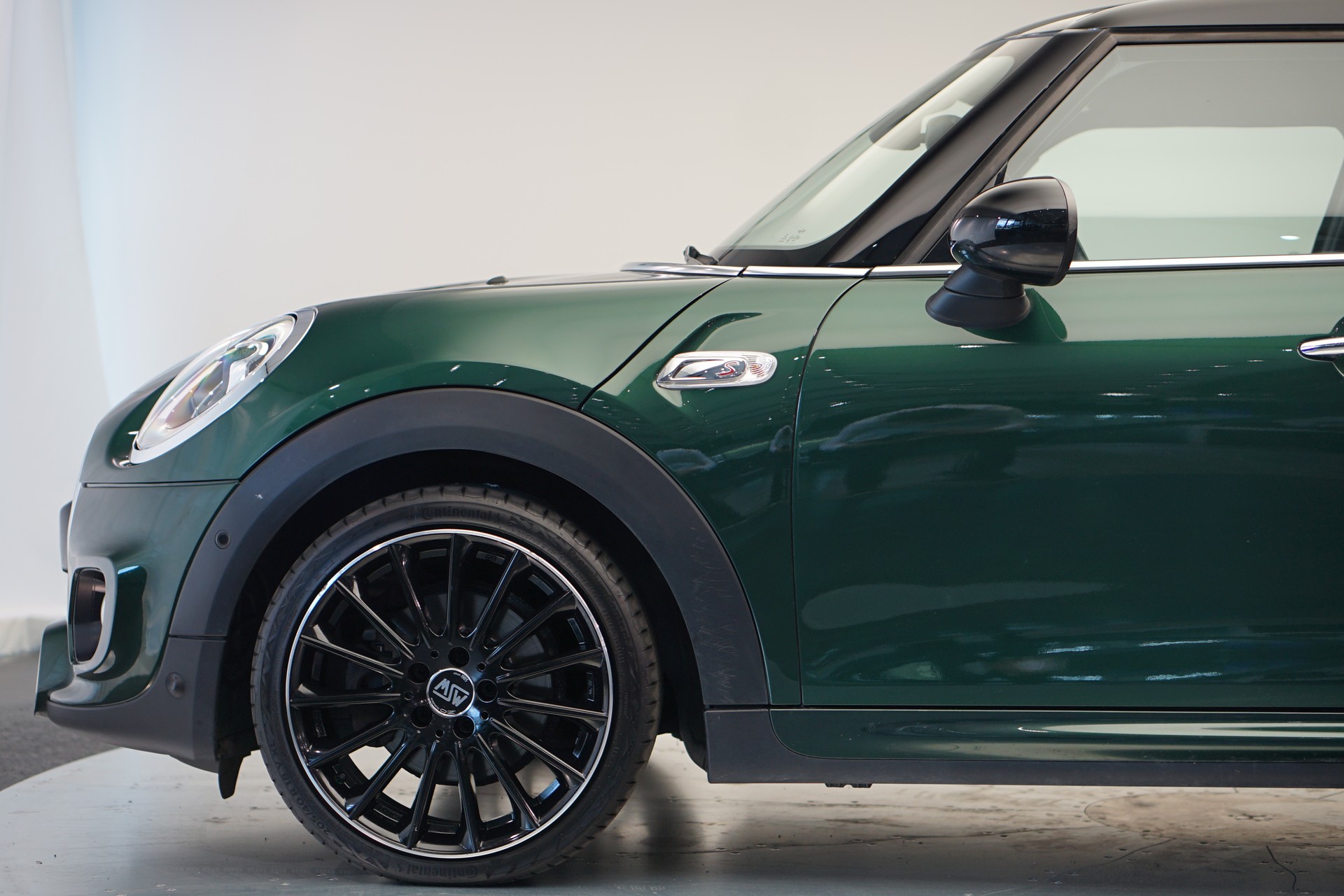 MINI Cooper S Steptronic *CH-Fahrzeug*-image-36