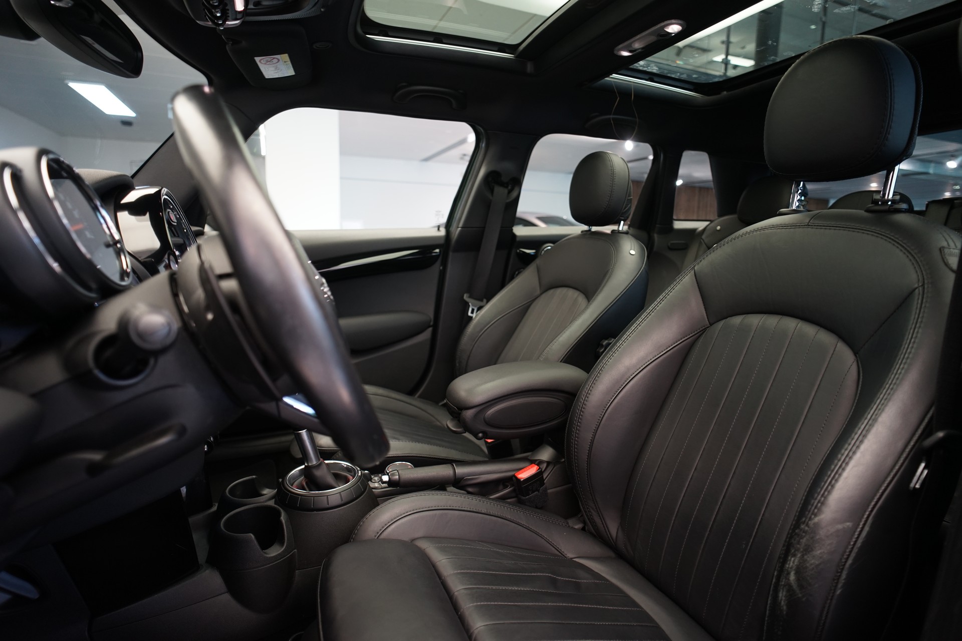 MINI Cooper S Steptronic *CH-Fahrzeug*-image-13