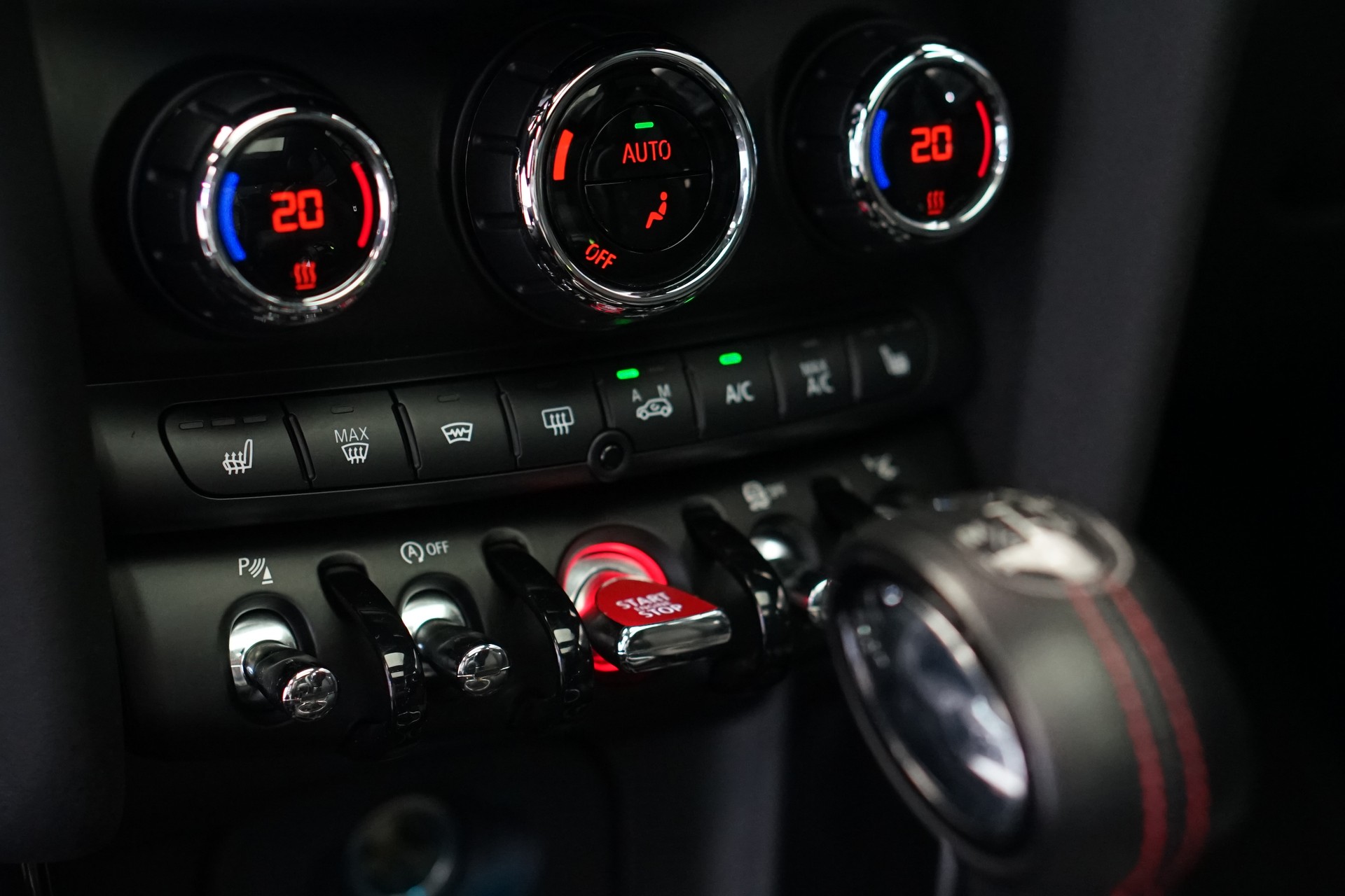 MINI Cooper S Steptronic *CH-Fahrzeug*-image-24