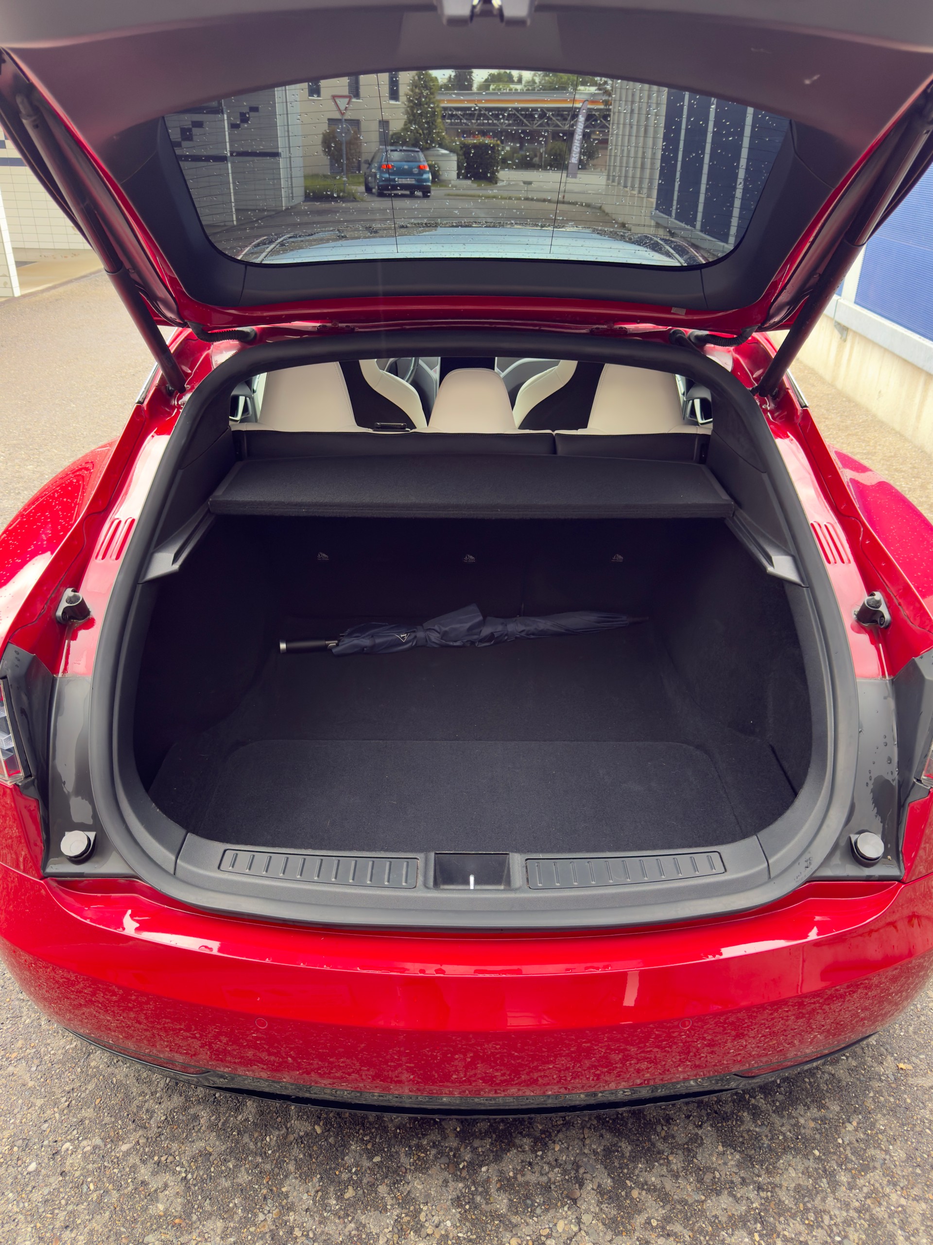 TESLA 100 Performance D / Enhanced Autopilot / Neue HV Batterie-image-9