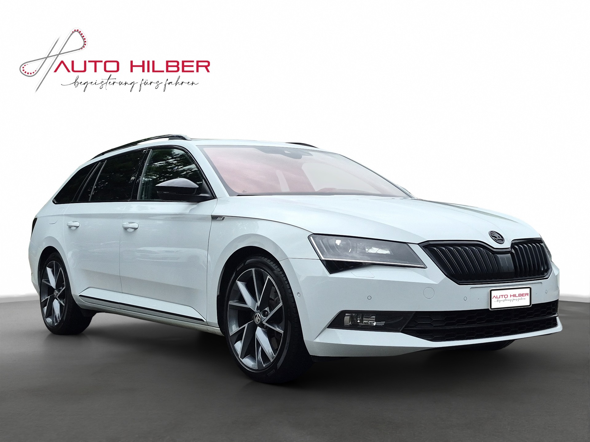 SKODA Superb Combi 2.0 TSI SportLine+ DSG 4x4 *Anhängerkupplung*-image-14