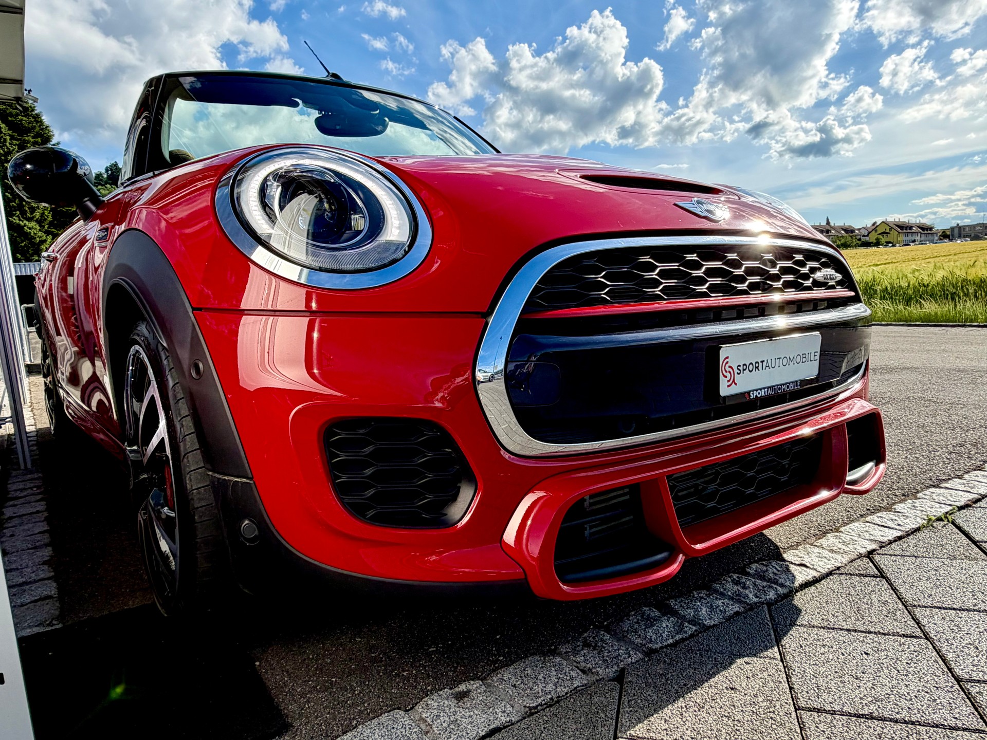 MINI Cooper John Cooper Works Cabriolet Steptronic-image-4