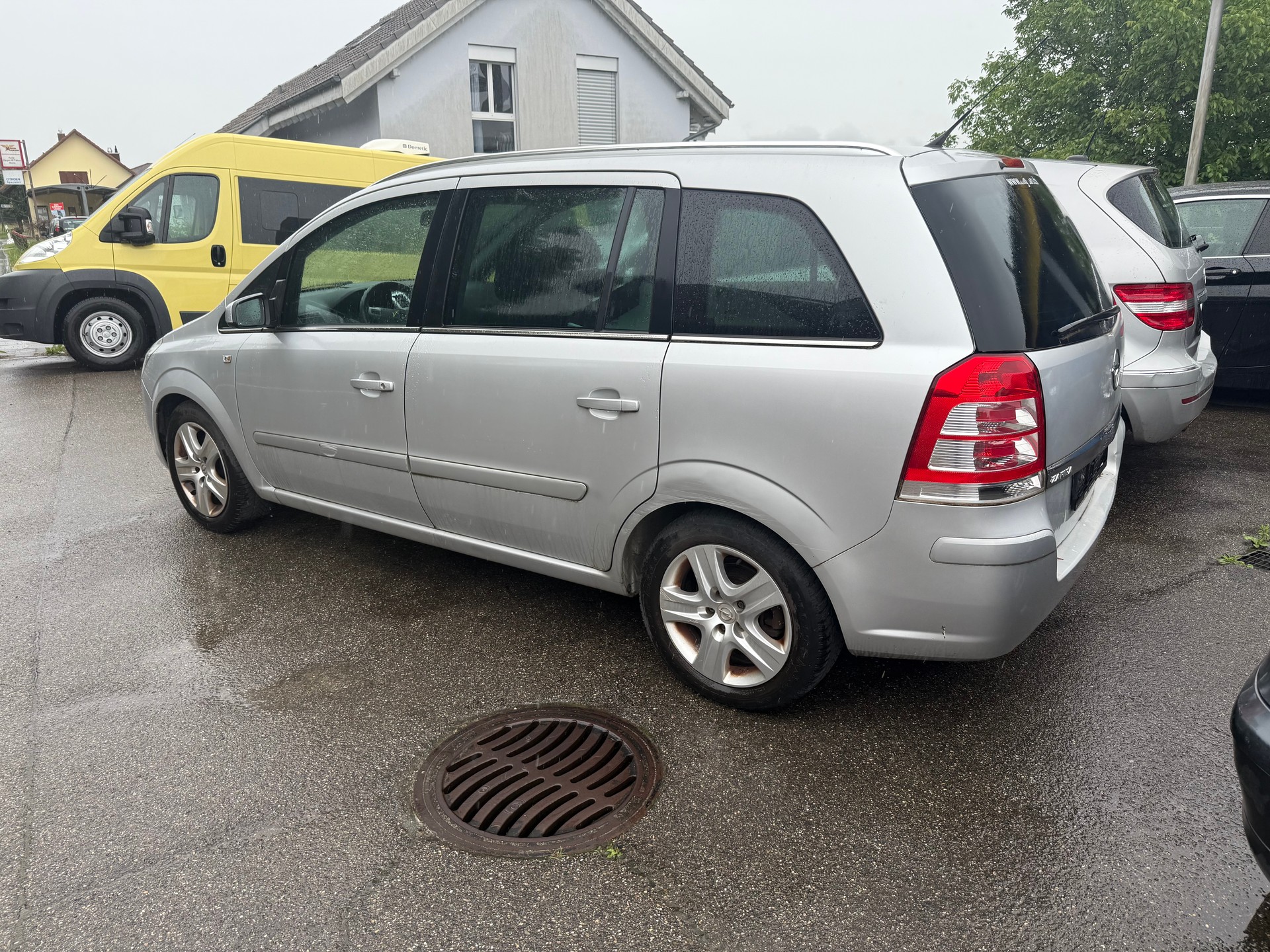 OPEL Zafira 2.2i 16V Sport Automatic-image-2