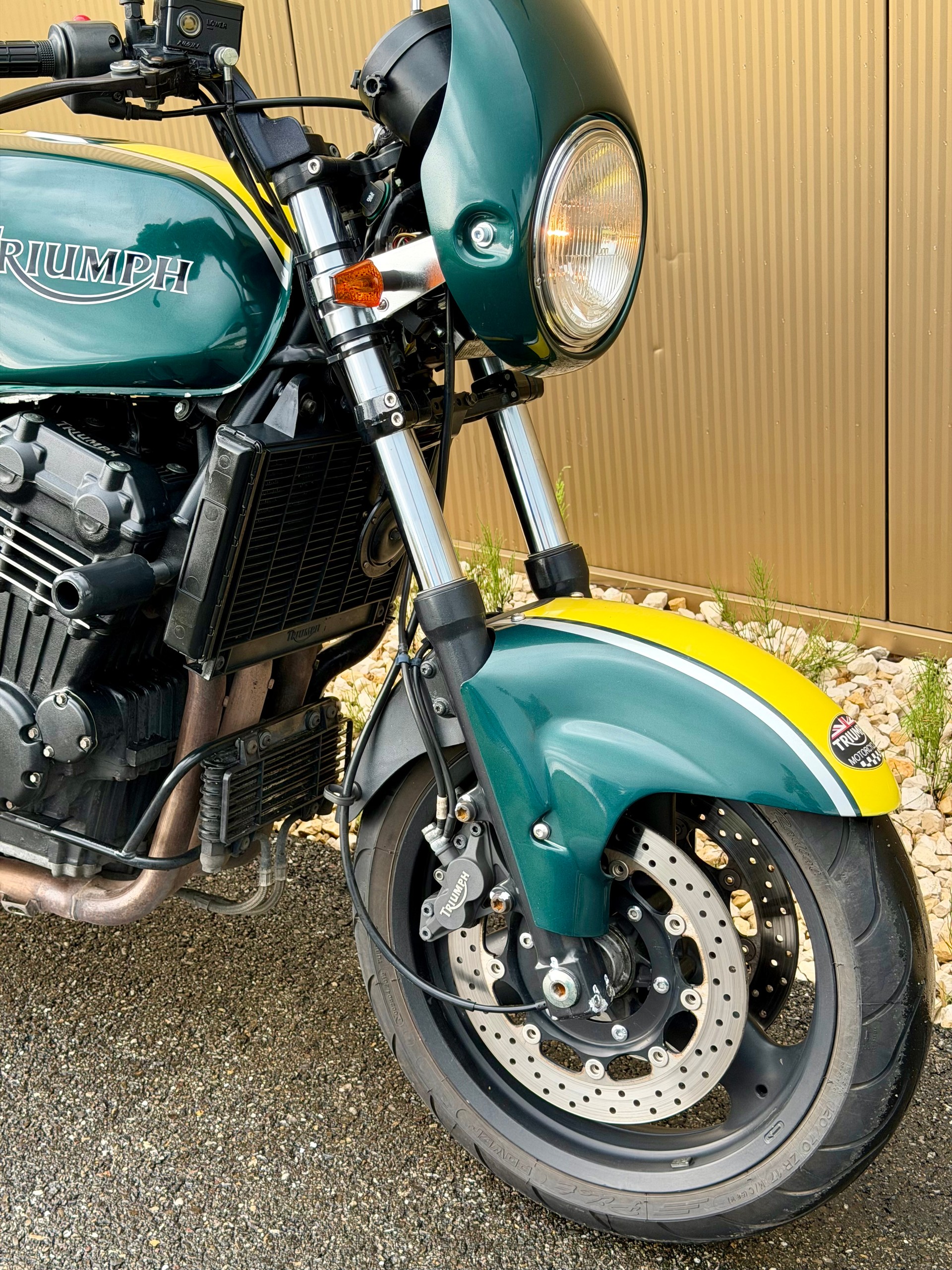 TRIUMPH Trophy 900-showroom-element-1