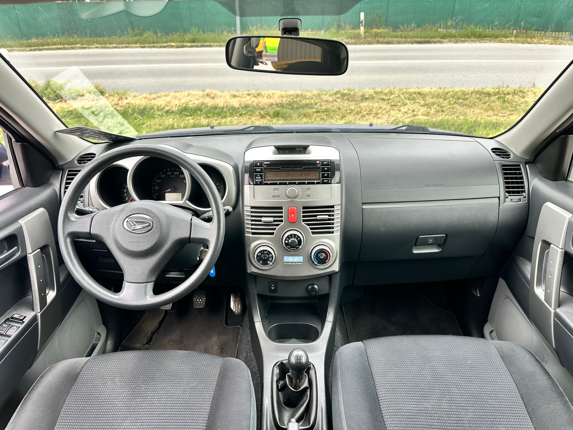 DAIHATSU Terios 1.5 16V SX 4WD-image-10
