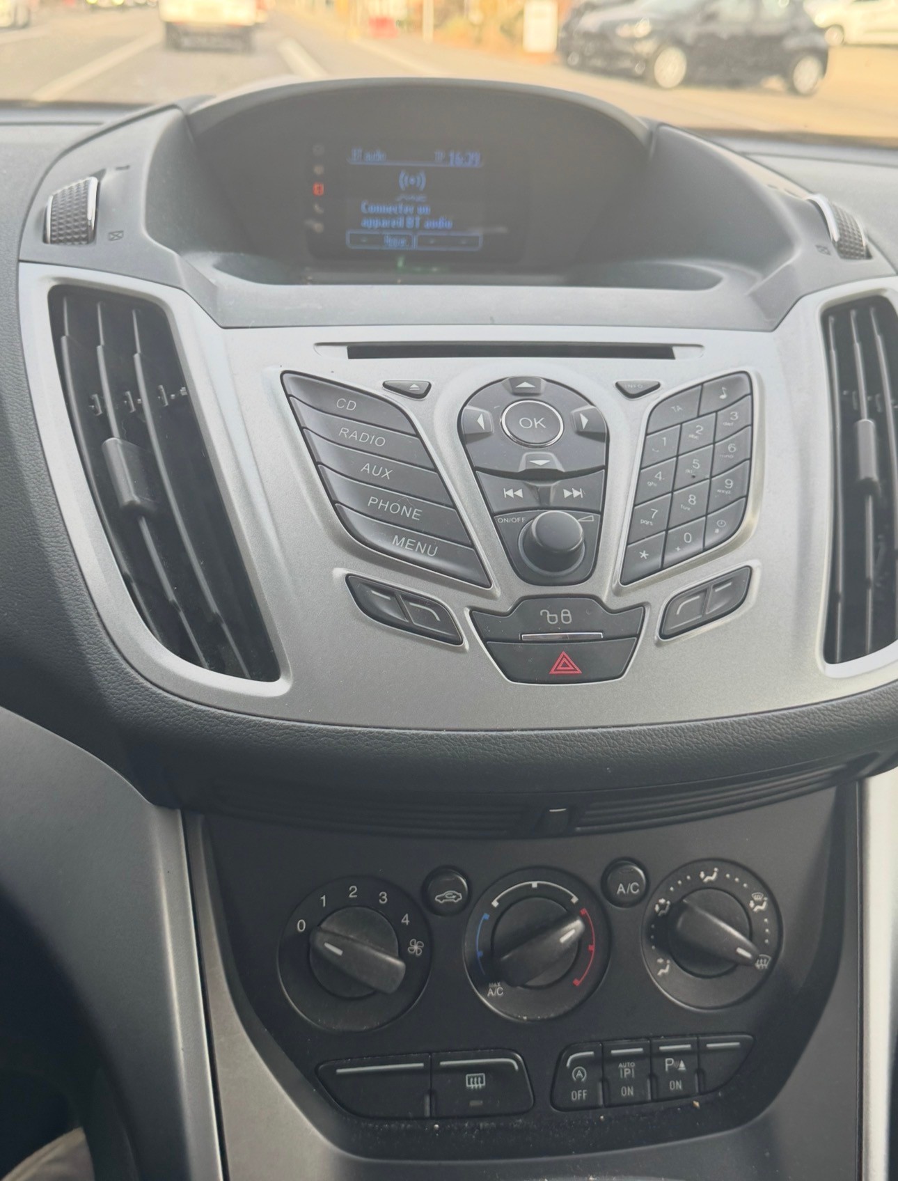 FORD Grand C-Max 1.0 SCTi KNIE-Edition-image-6