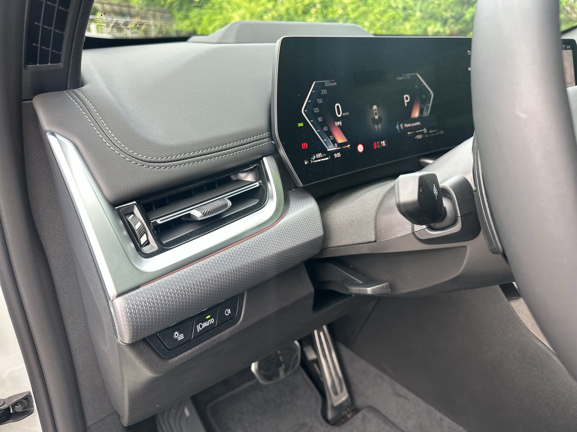 BMW X1 xDrive 30e M Sport Pro-image-19