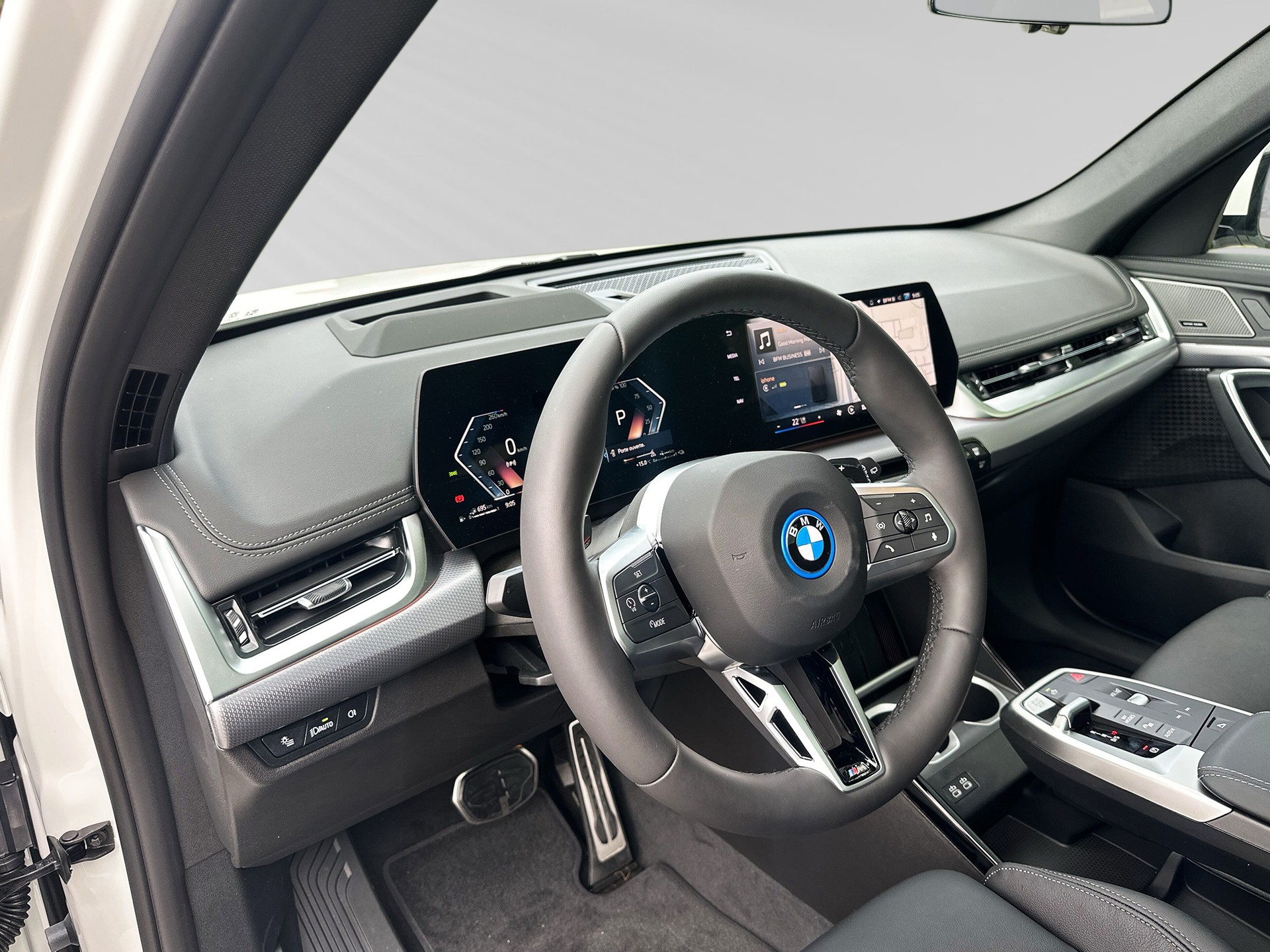 BMW X1 xDrive 30e M Sport Pro-image-3