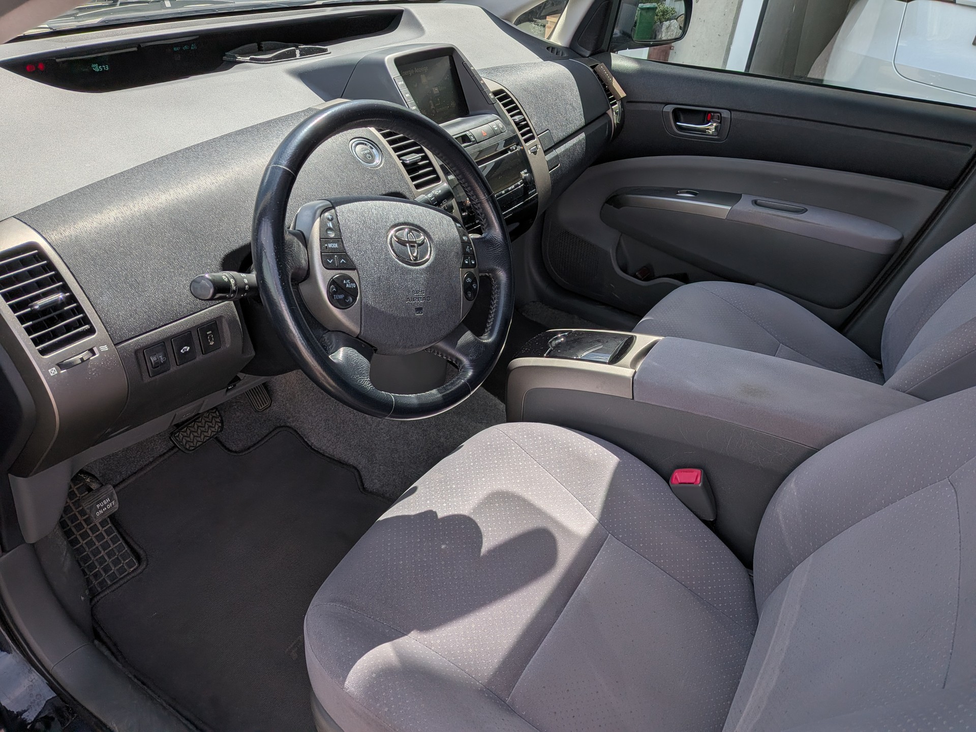 TOYOTA 1.5 VVTi HSD-image-3