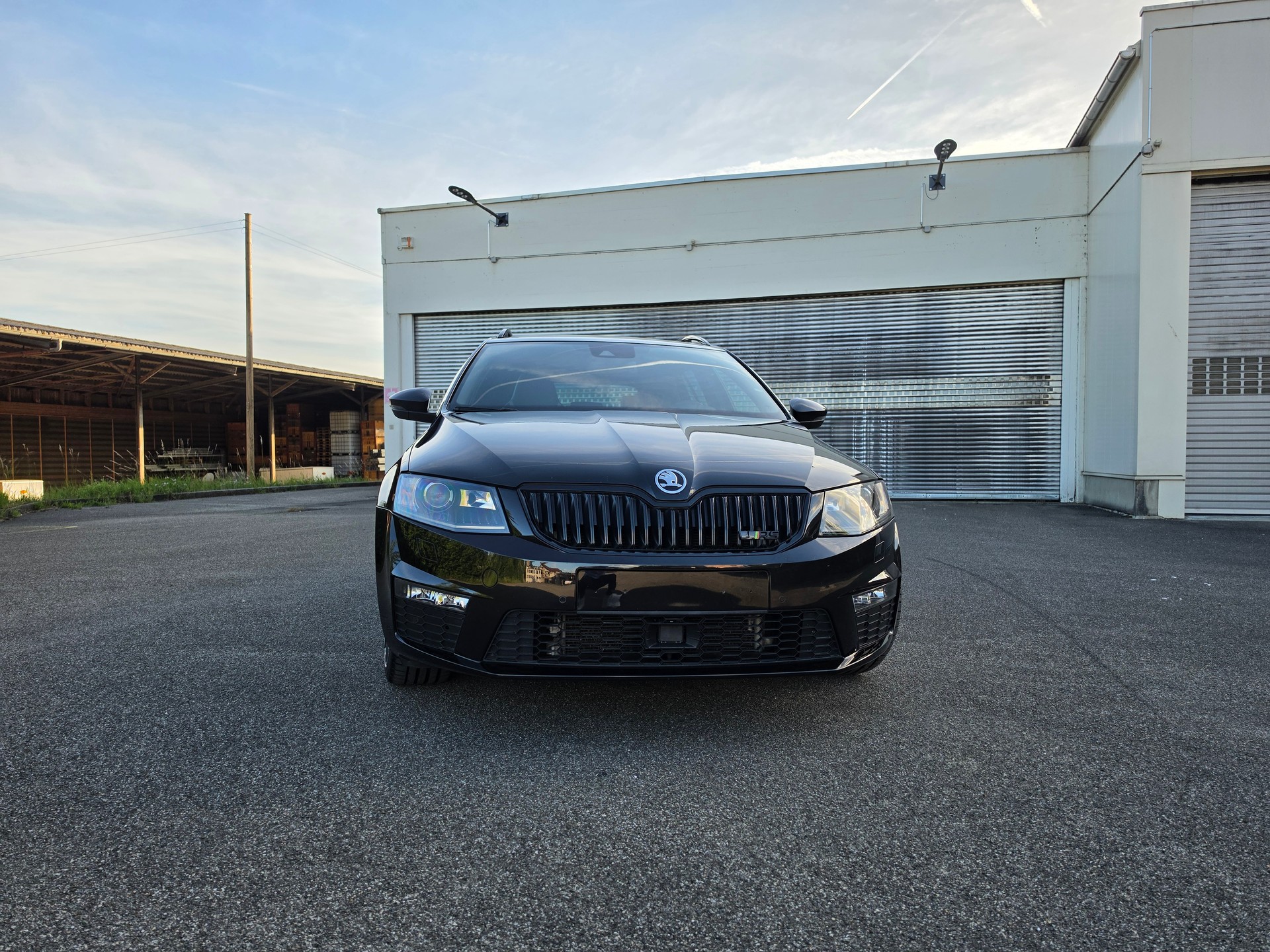 SKODA Octavia Combi 2.0 TSI RS DSG-image-1